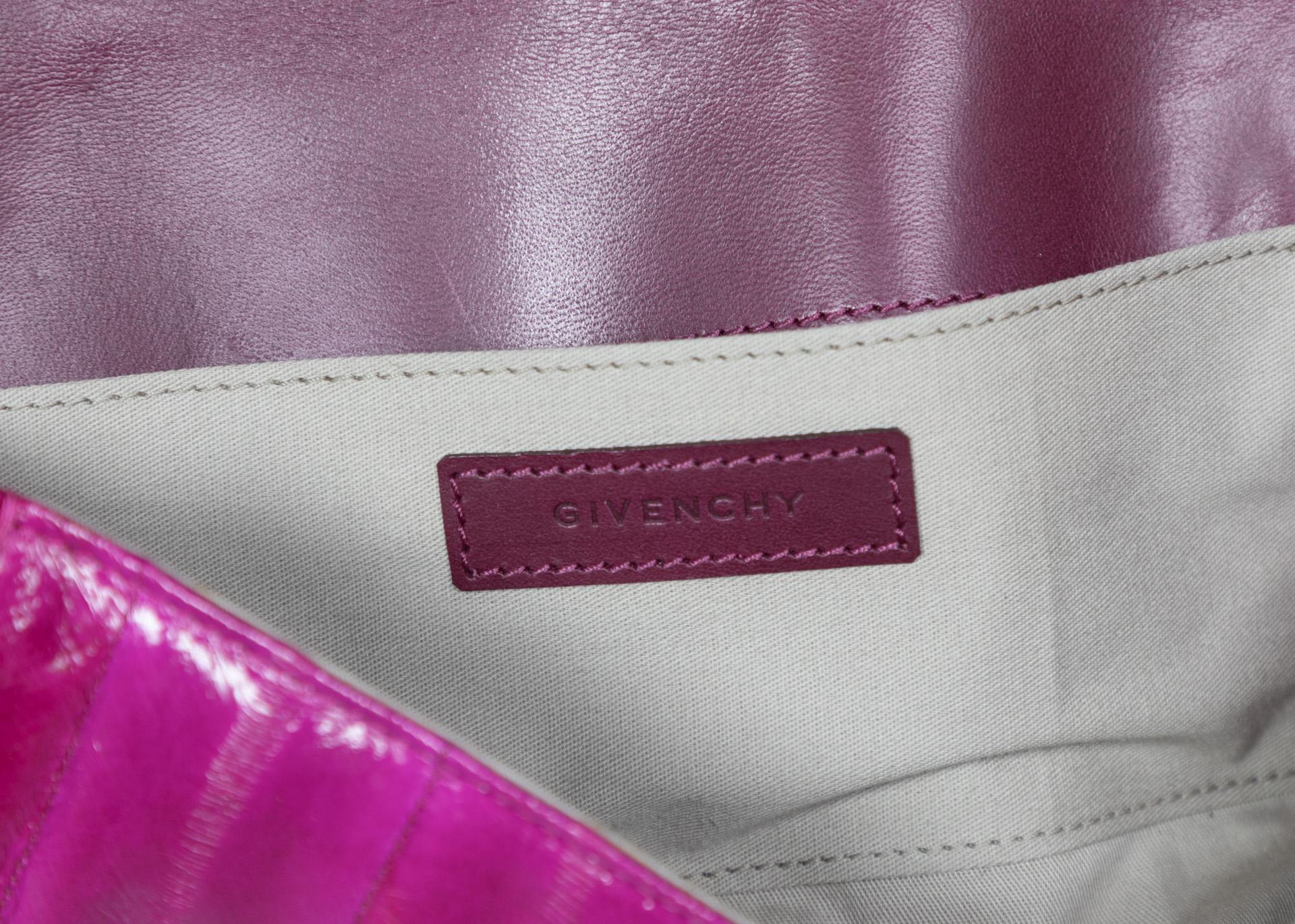 Givenchy Magenta Eel Skin Leather Fringe Shoulder bag, 2009 For Sale 1