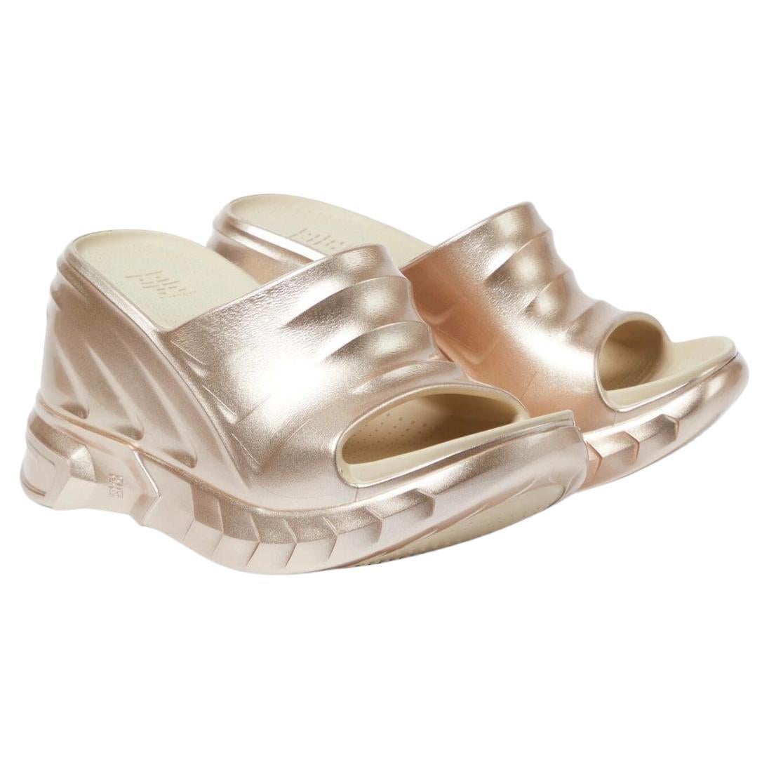 Givenchy Marshmallow Platform Slides s. 39 Dusty Gold Wedges Slippers