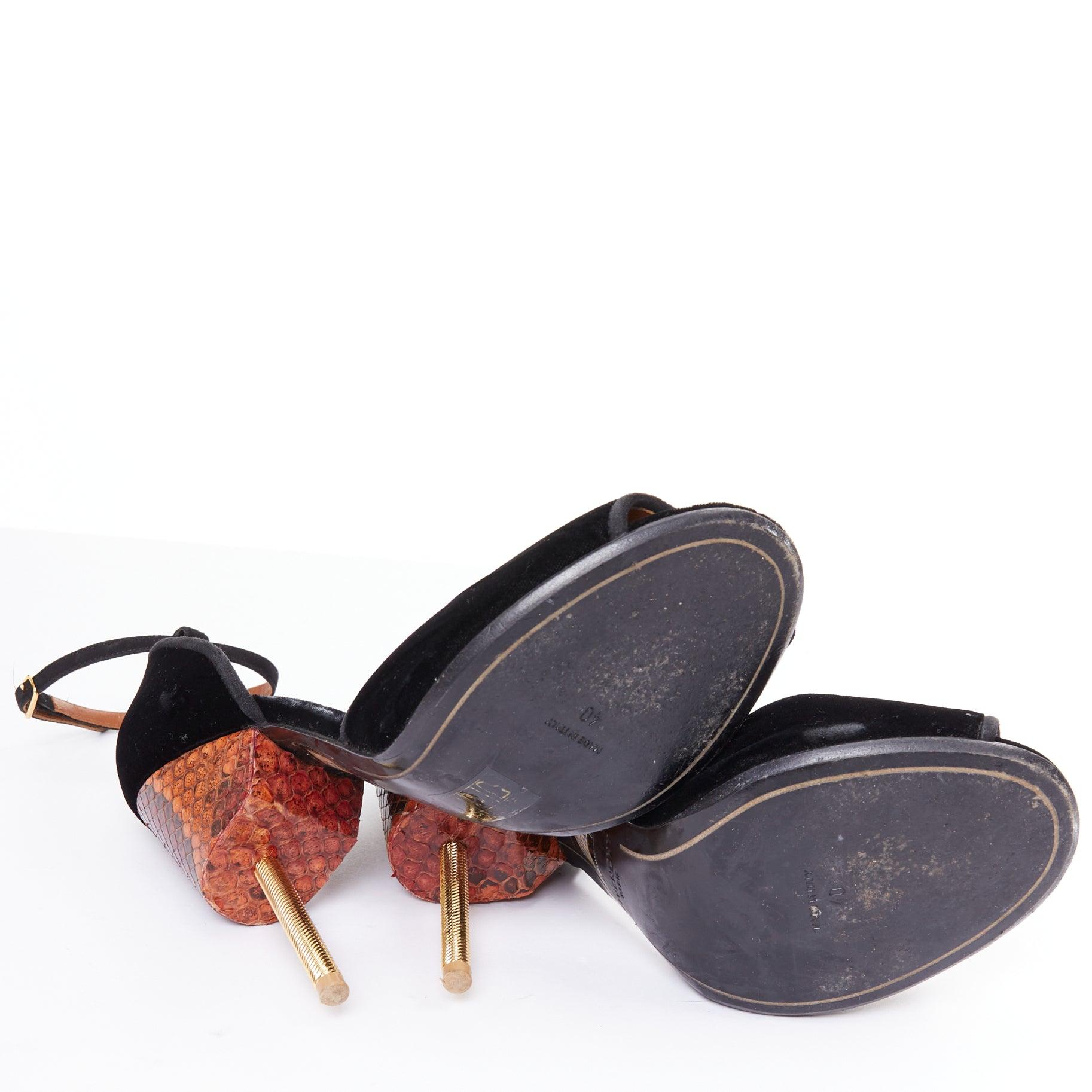 GIVENCHY Matilda Browne velours noir cuir de serpent marron sandale à talon en métal EU40 en vente 6