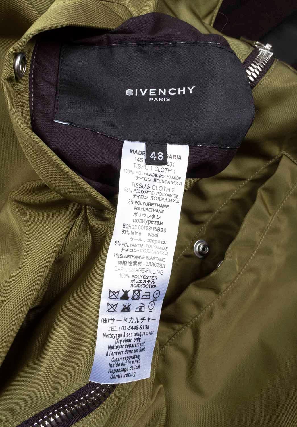 Givenchy Bomber réversible à fleurs pour hommes ITA48/M en vente 5