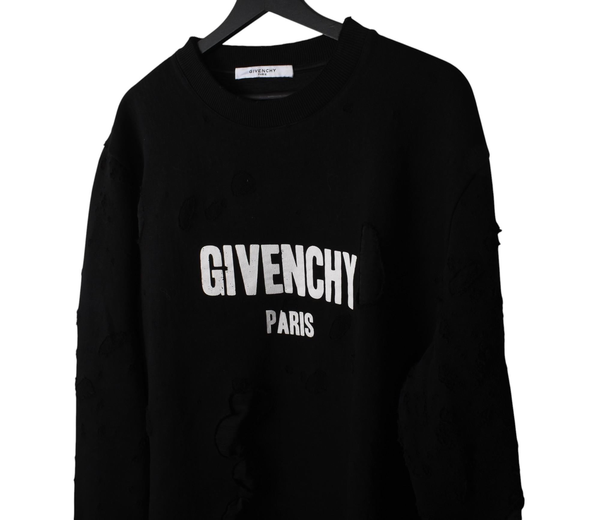 Check my other listings. Have many more designer clothes for sale. Open to any offers.
Item for sale is 100% genuine Givenchy Distressed Heavy Men Heavy Jumper, S1457, DE0
Color: black
(An actual color may a bit vary due to individual computer