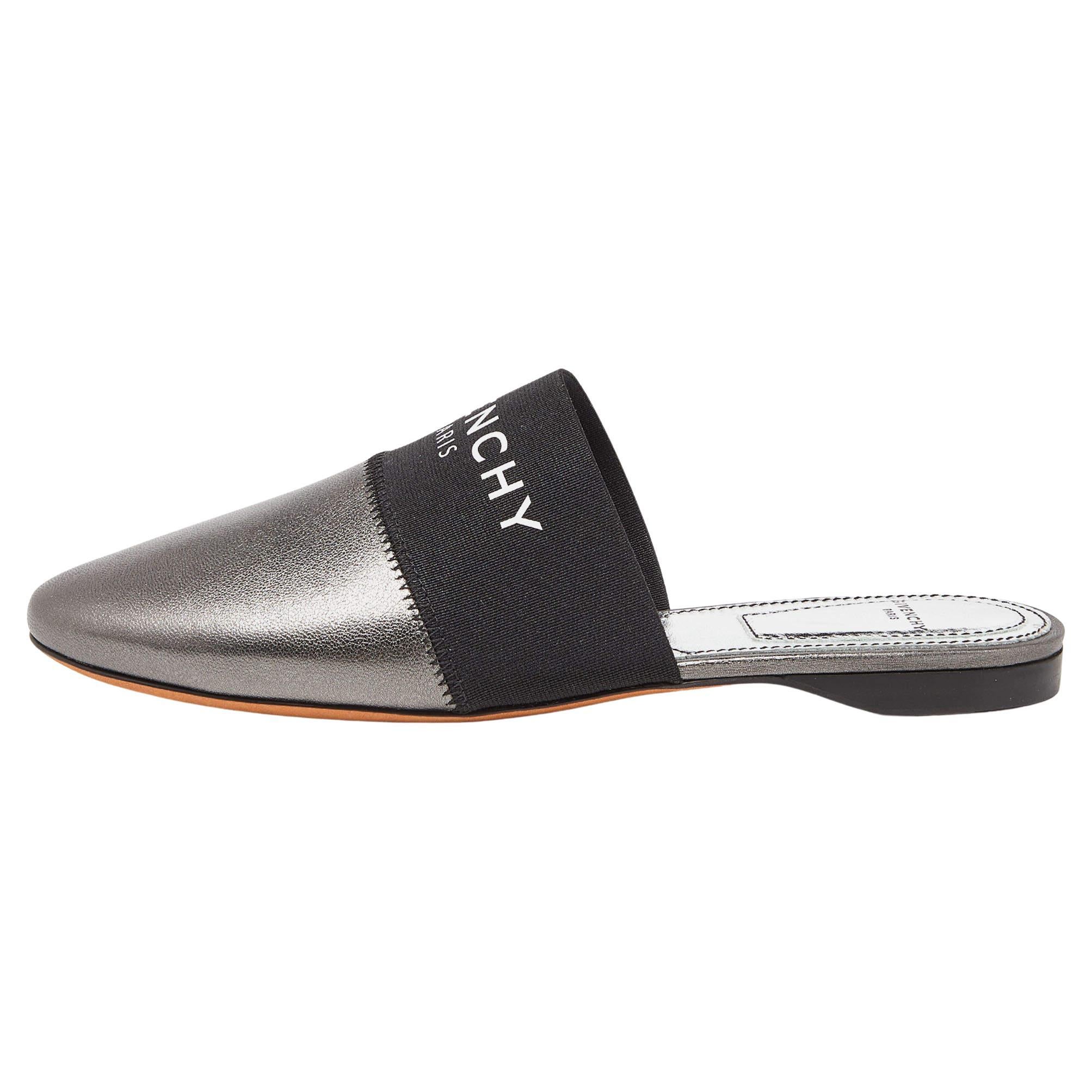 Givenchy Metallic Grey Leather Bedford Flat Mules Size 36 For Sale