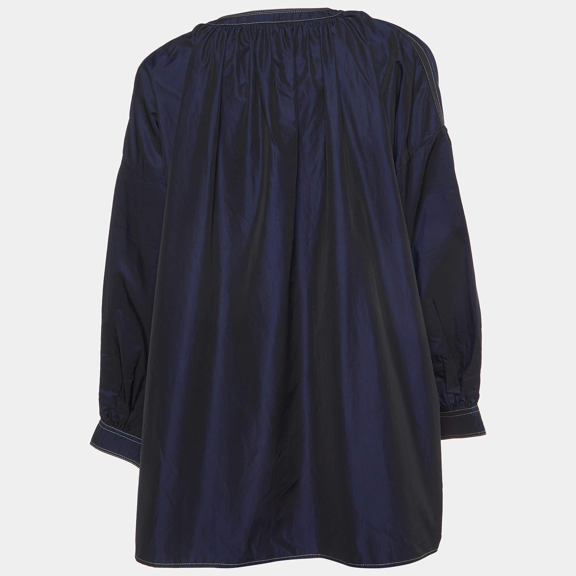 Complement your elegance with a lovely blouse like this one. With its pretty design and prime quality fabric this blouse is the best pick to look sophisticated and poised.