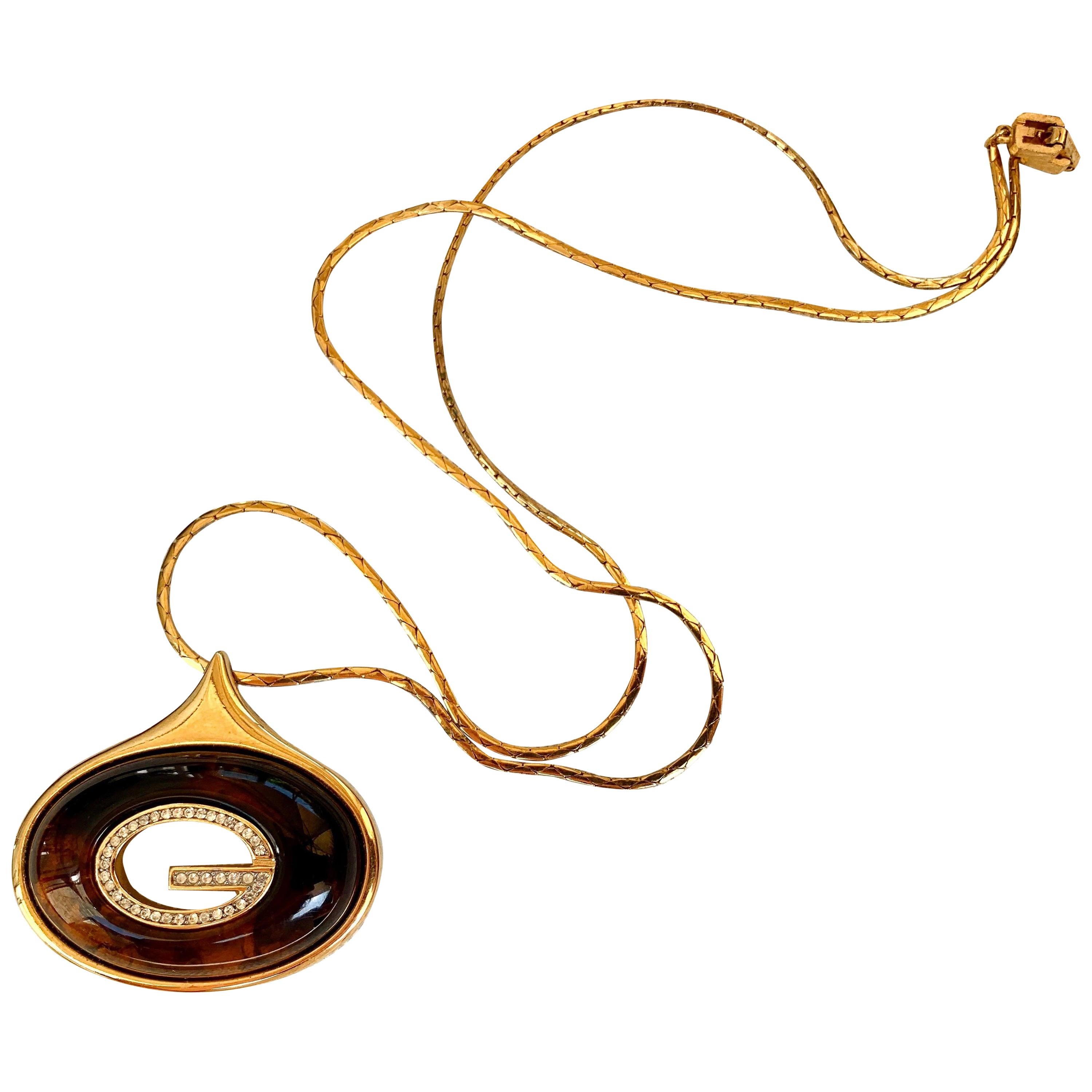 Vintage 1970s Pendant and Chain