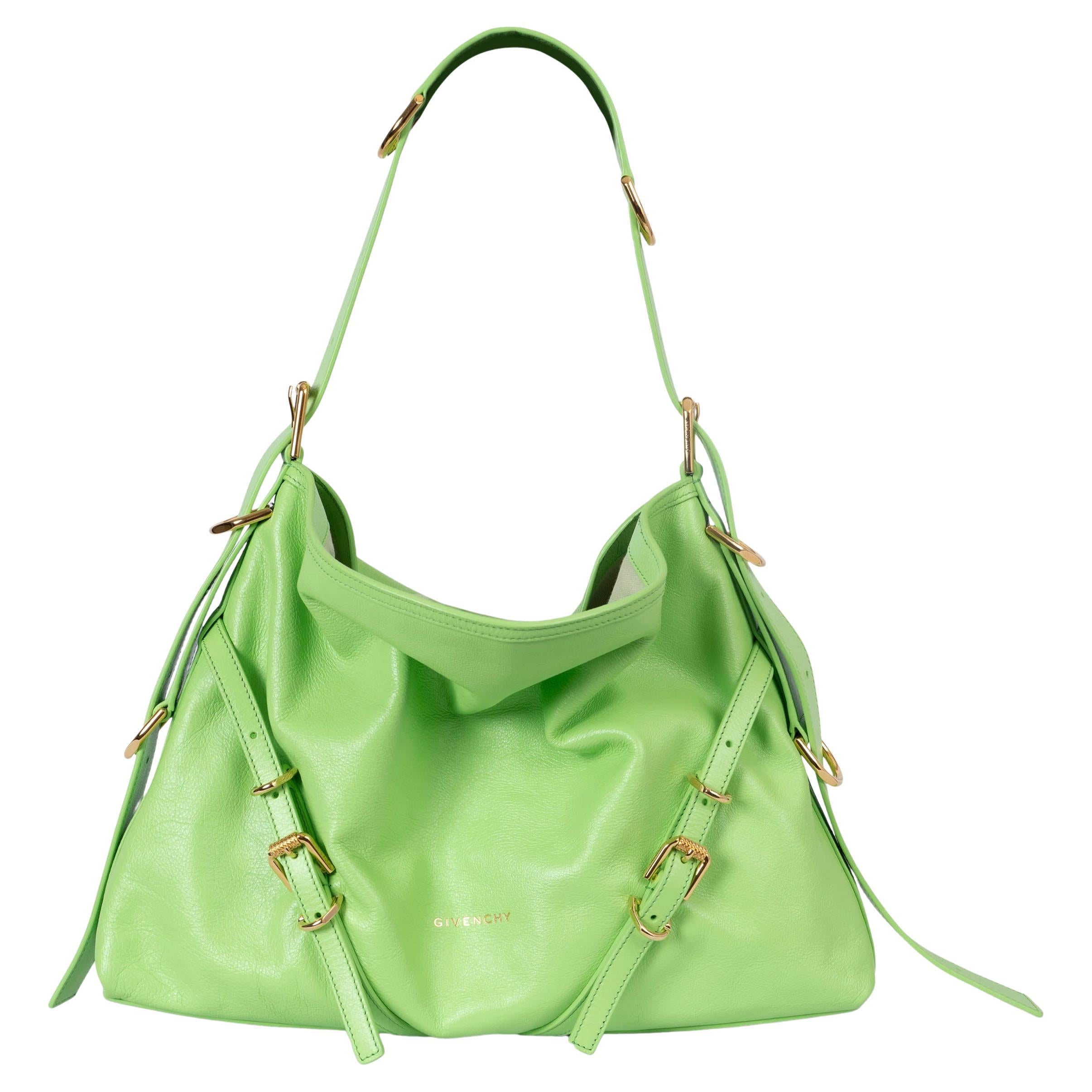 Bolso Hobo GIVENCHY 2023 VOYOU MEDIUM de piel verde neón en venta