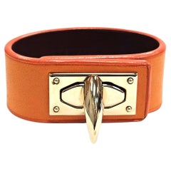 Givenchy Orange Leather Shark Tooth Lock Bracelet – Made in Italy – Size 6