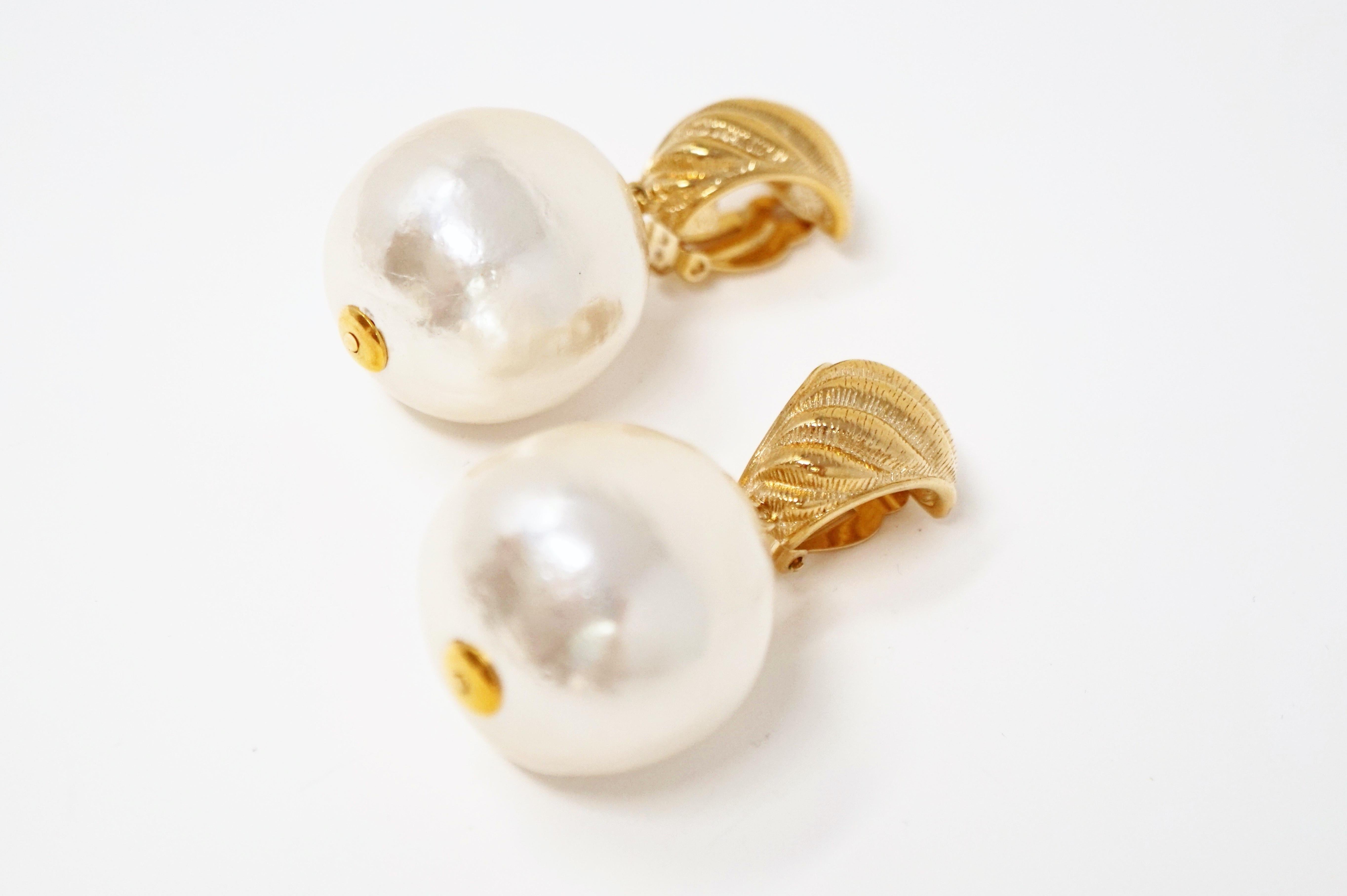 givenchy pearl earrings