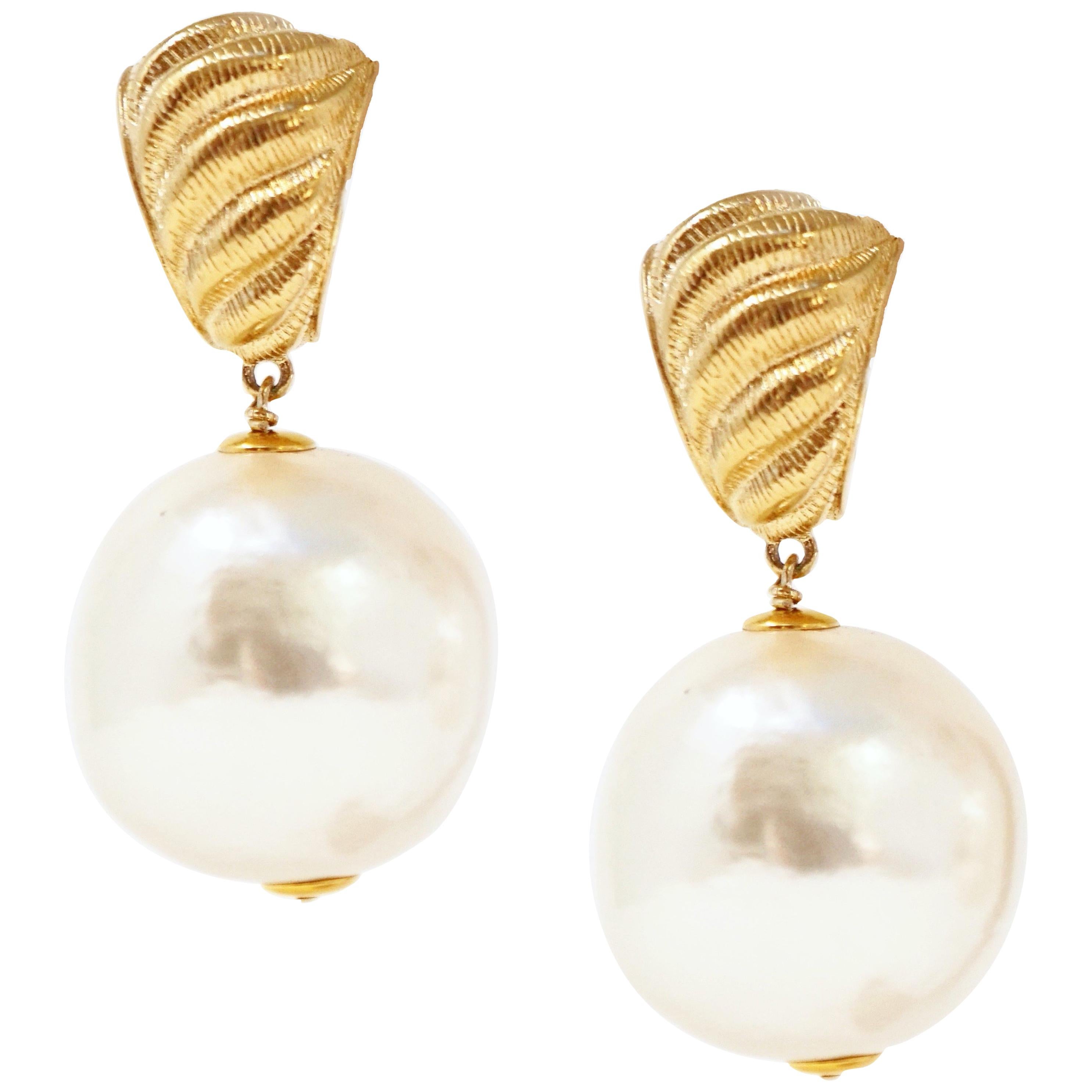 1990 striking faux pearl earrings