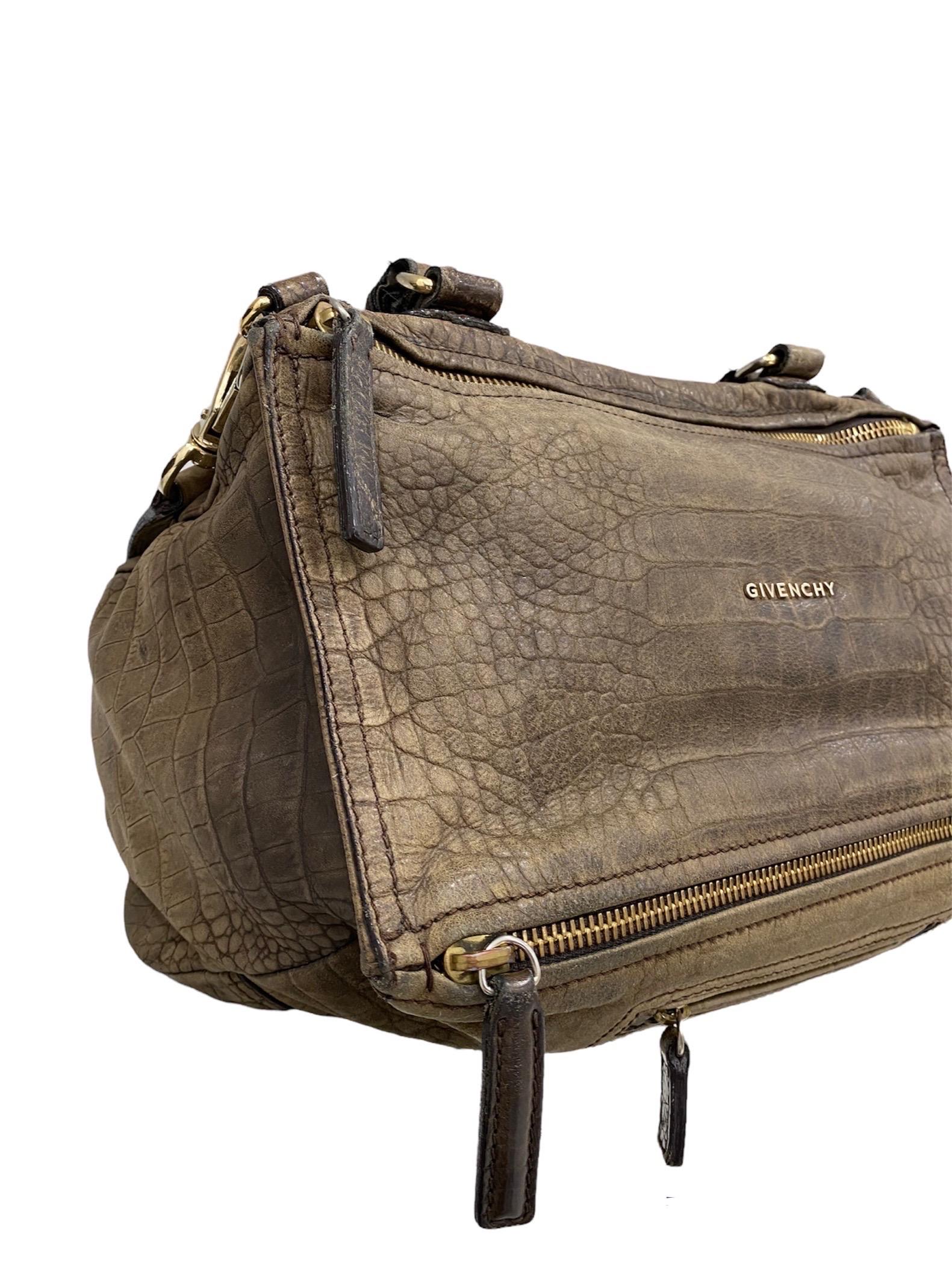 Givenchy Pandora Brown  Shoulder Bag  In Excellent Condition In Torre Del Greco, IT
