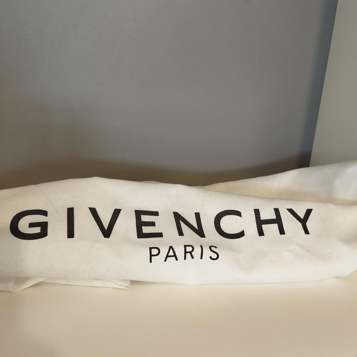 Givenchy Pandora Soft Messenger Bag 5