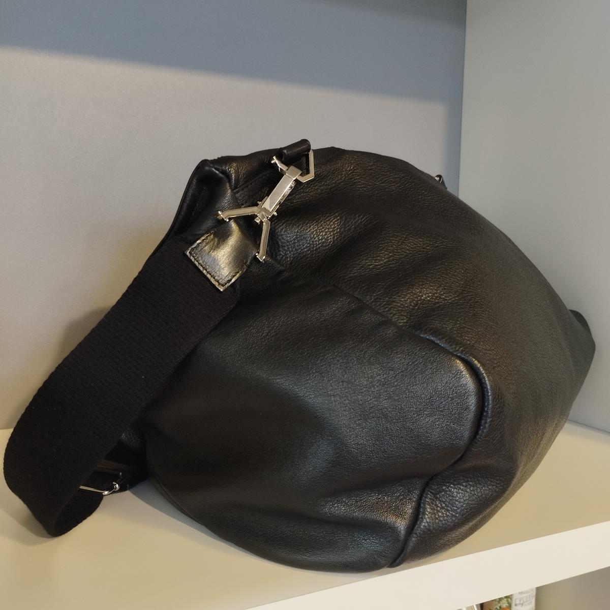 Women's Givenchy Pandora Soft Messenger Bag