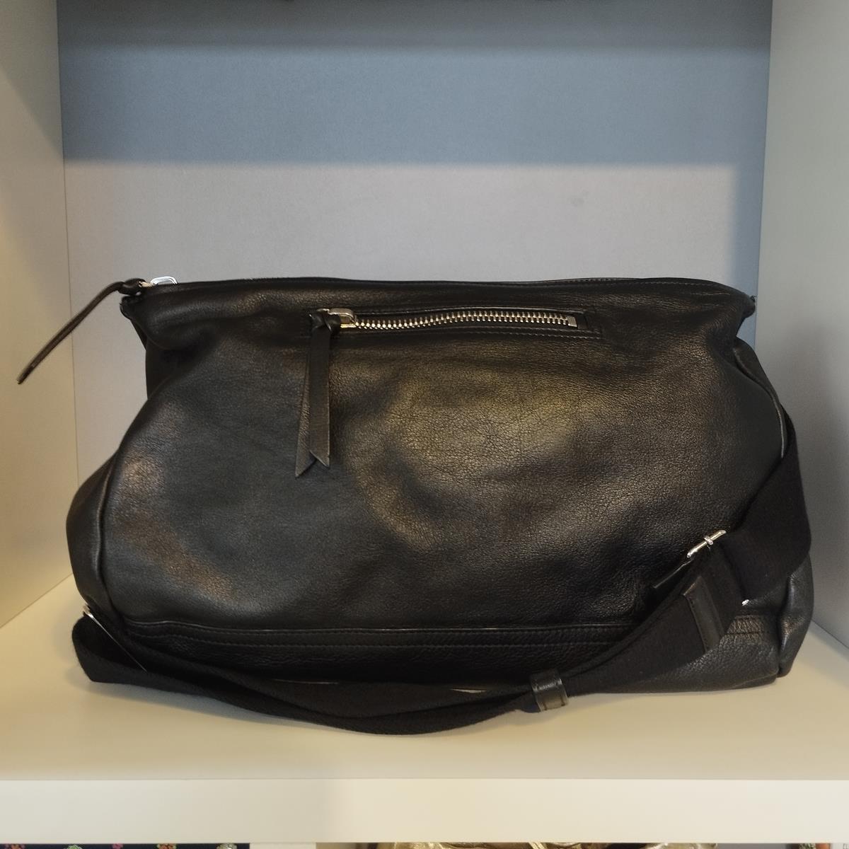 Givenchy Pandora Soft Messenger Bag 2