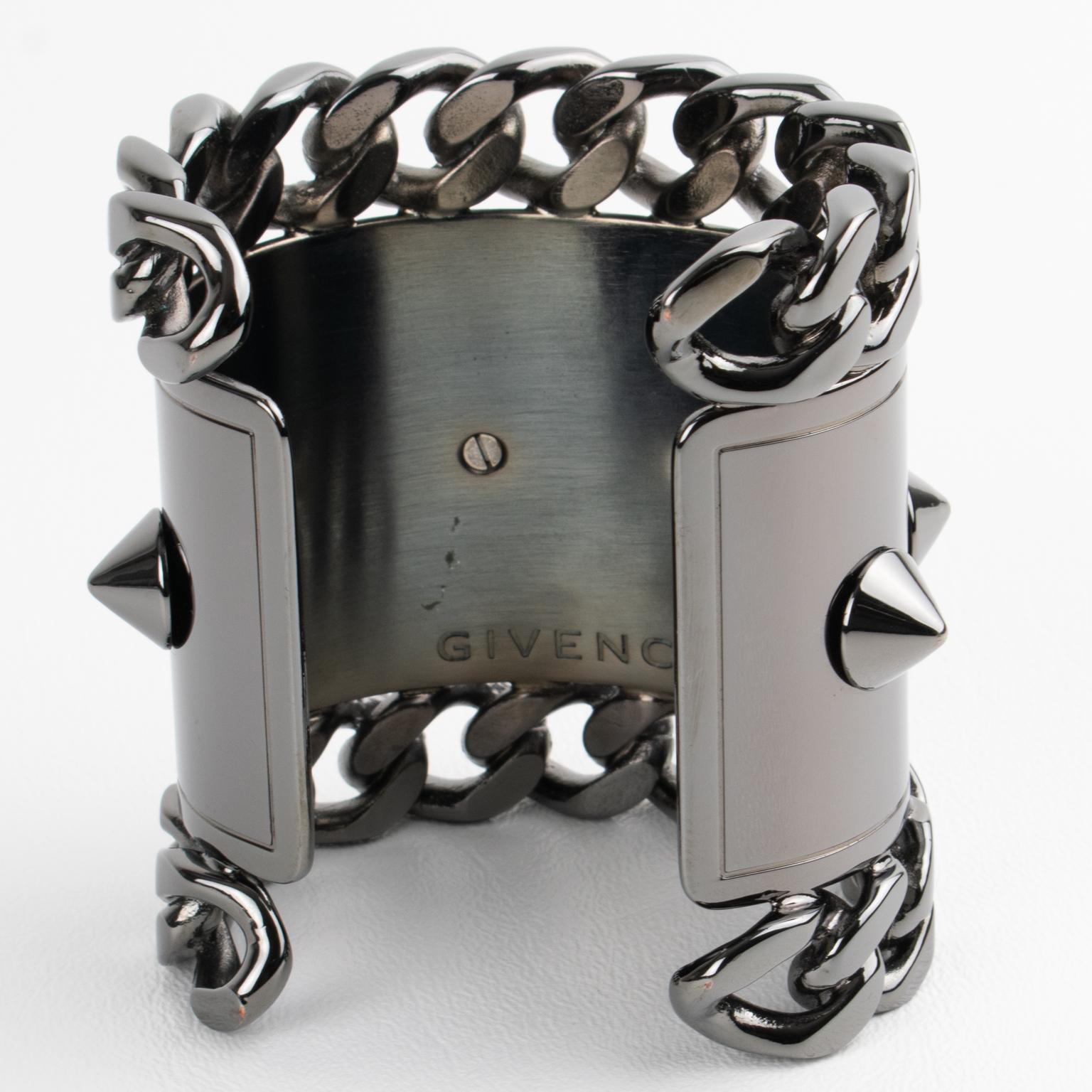 Givenchy Paris High-Gloss Gunmetal Chains and Studs Cuff Bracelet In Excellent Condition For Sale In Atlanta, GA