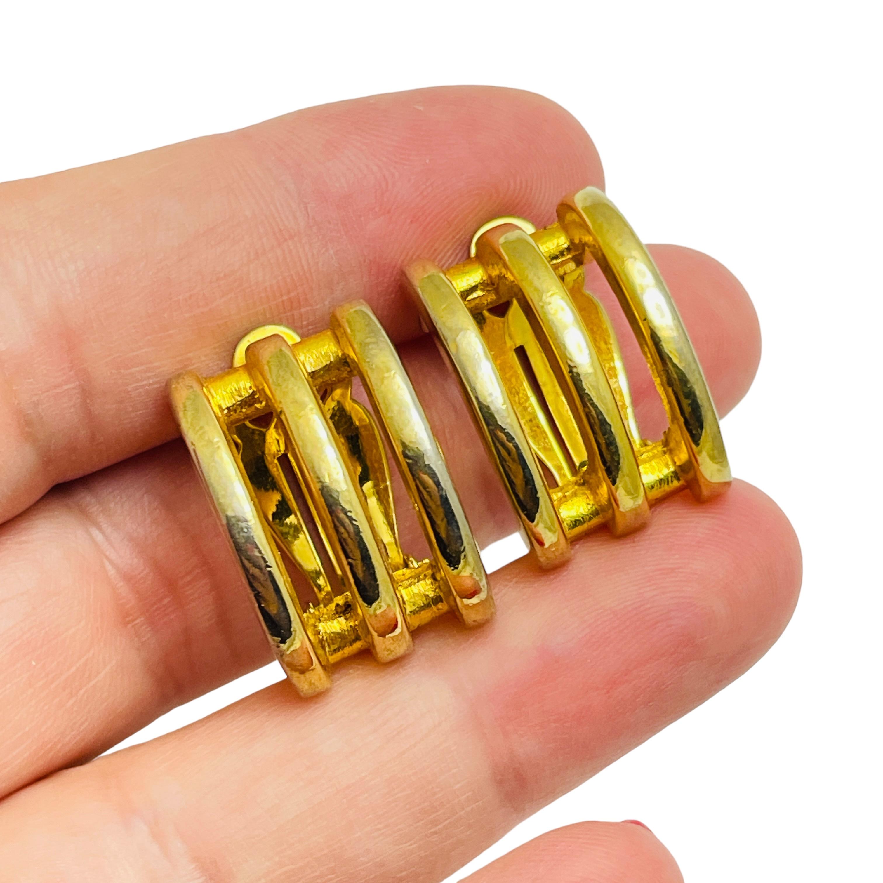 Women's GIVENCHY Paris New York signed vintage gold designer clip on earrings For Sale