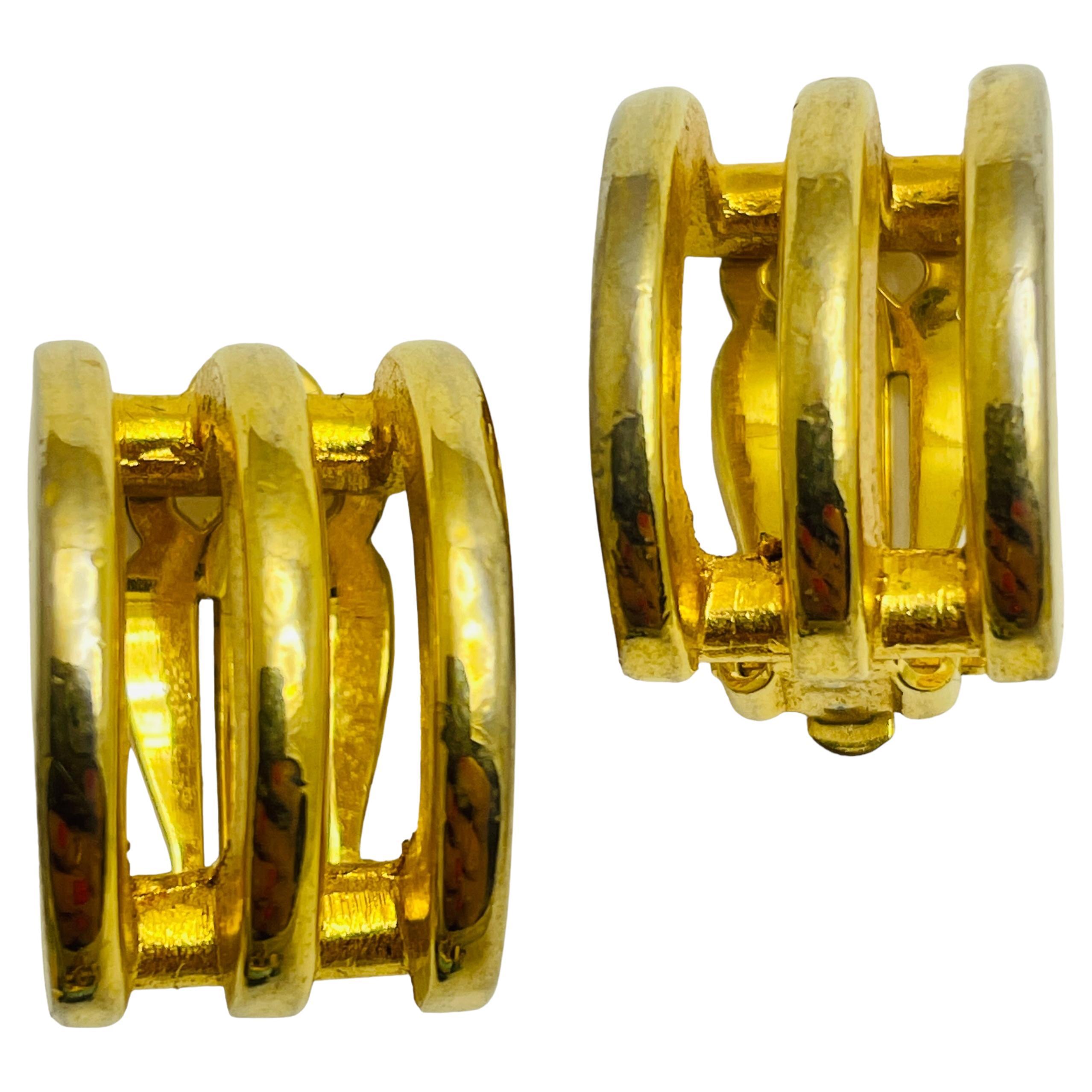 GIVENCHY Paris New York signed vintage gold designer clip on earrings For Sale