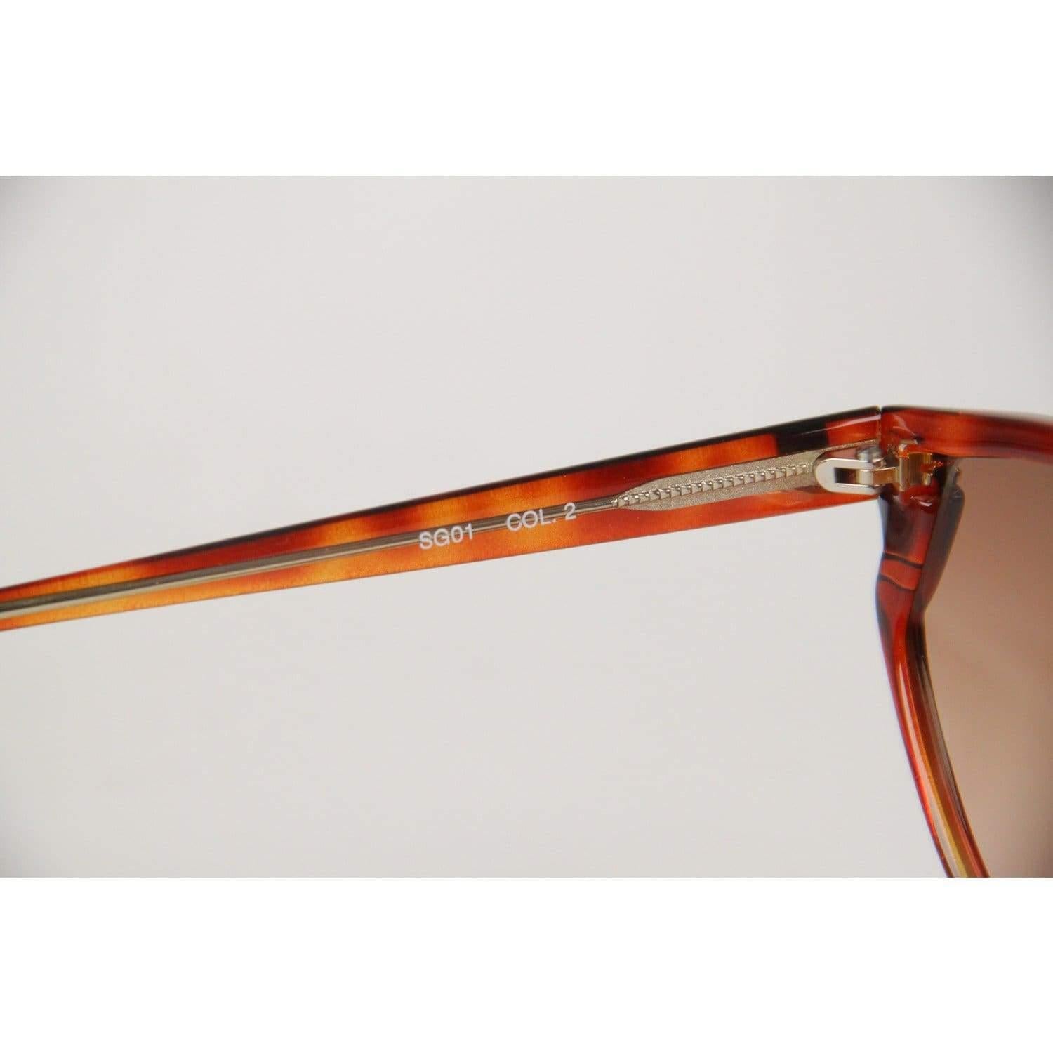 Givenchy Paris Vintage Brown Women Sunglasses mod SG01 COL 02 For Sale 1