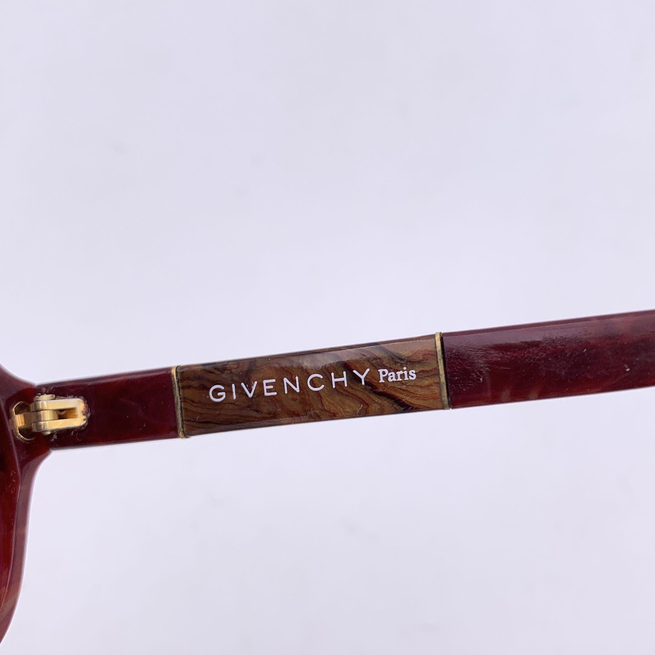 Gris Givenchy Paris Vintage By Lunettes de soleil unisexes A - 04 53/17 124 en vente