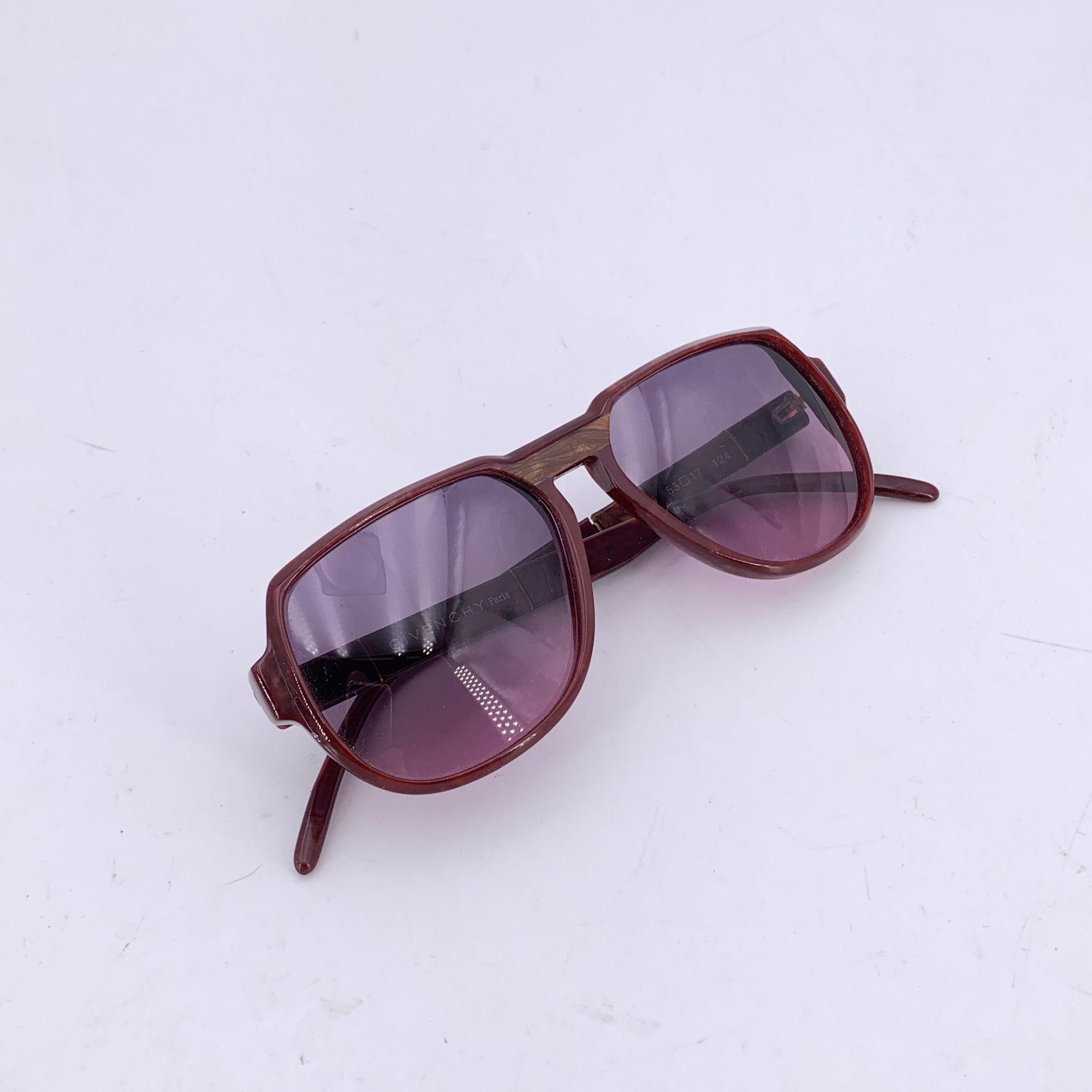 Givenchy Paris Vintage By Lunettes de soleil unisexes A - 04 53/17 124 Unisexe en vente