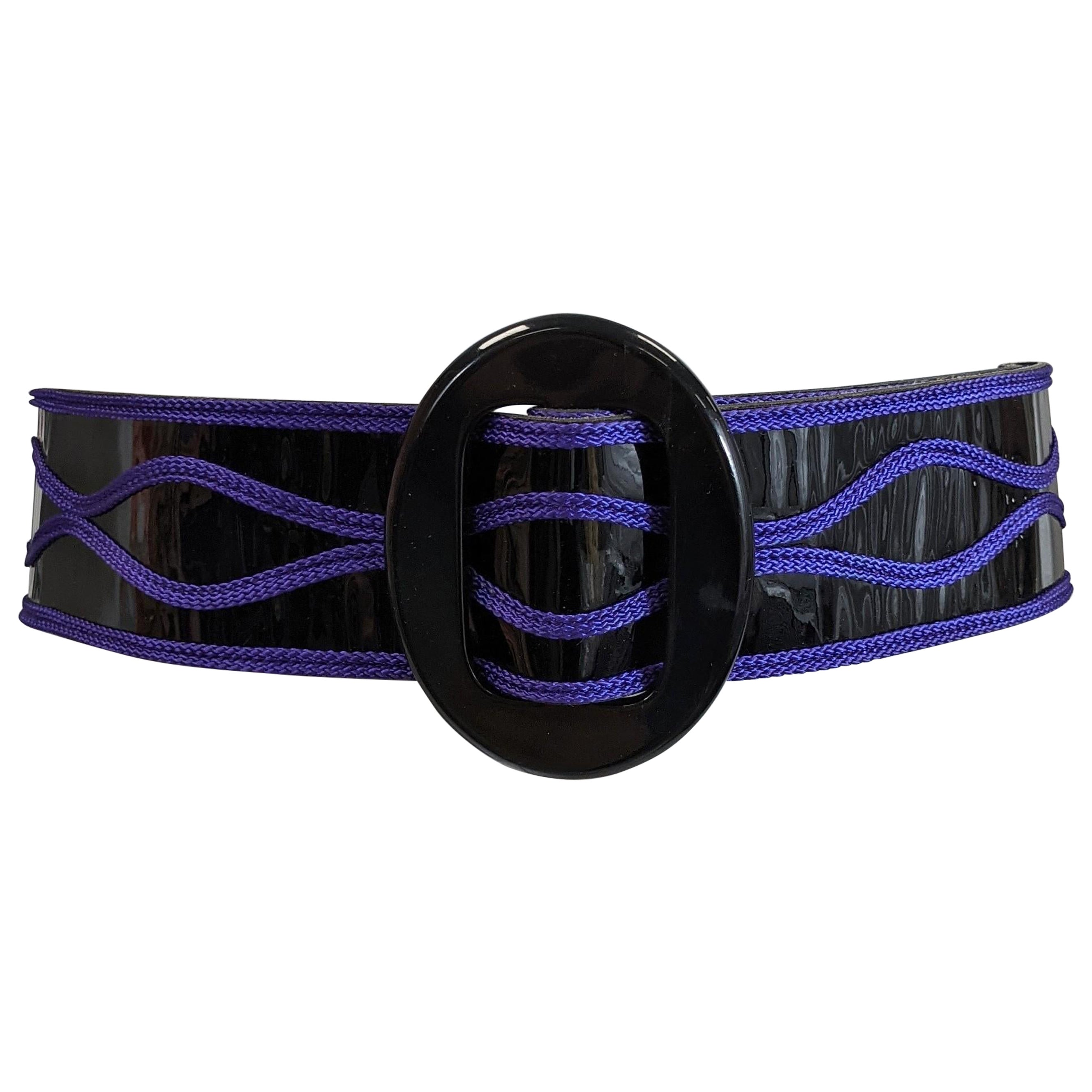 Lack- und Soutache-Gürtel von Givenchy im Angebot