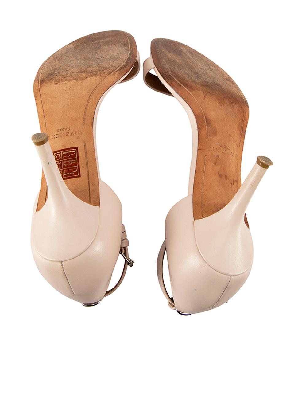 Givenchy - Sandales à talons hauts roses avec bride à la cheville, taille IT 38,5 Bon état - En vente à London, GB