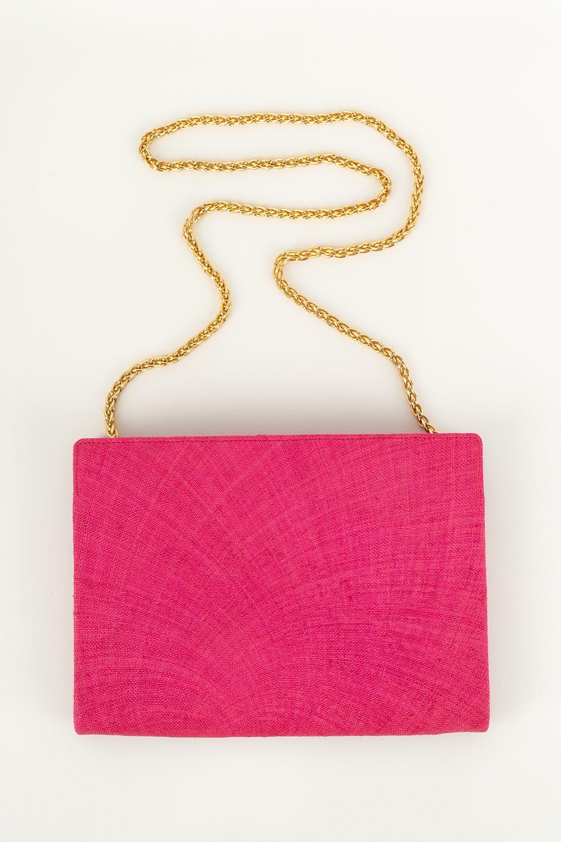 Givenchy Pink Clutch Bag In Good Condition For Sale In SAINT-OUEN-SUR-SEINE, FR