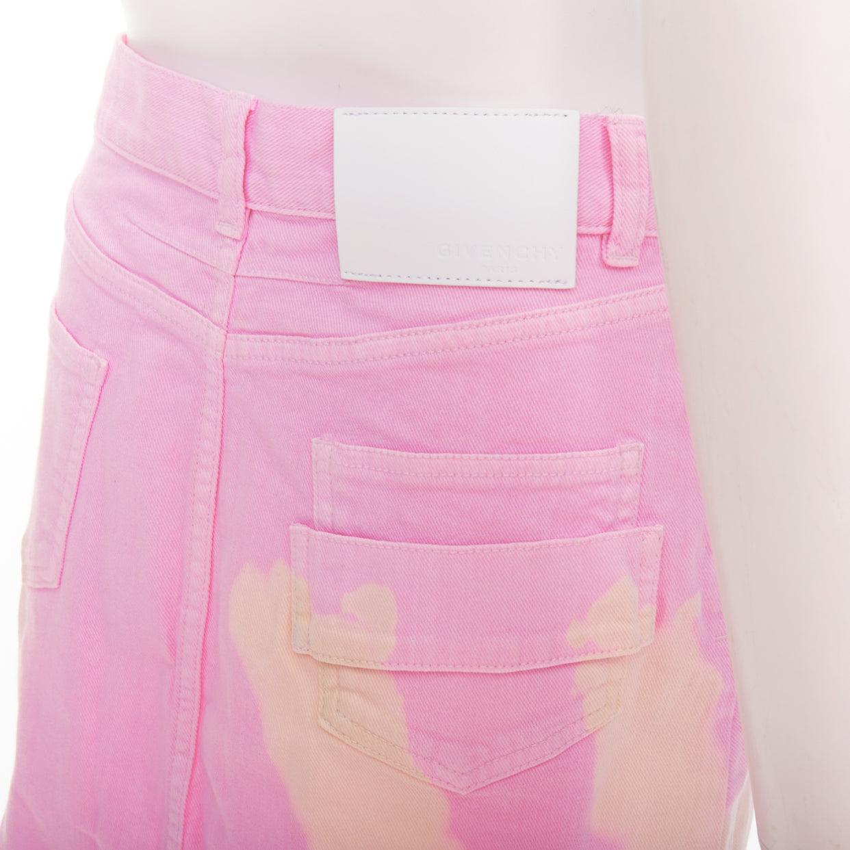 GIVENCHY Rosa Creme Bleiche Patchy Dye Baumwolle Denim kurzer Rock FR36 S
Referenz: AAWC/A01575
Marke: Givenchy
MATERIAL: Baumwolle
Farbe: Rosa, Creme
Muster: Krawattenfärbung
Verschluss: Zip Fly
Hergestellt in: Italien

ZUSTAND:
Zustand: