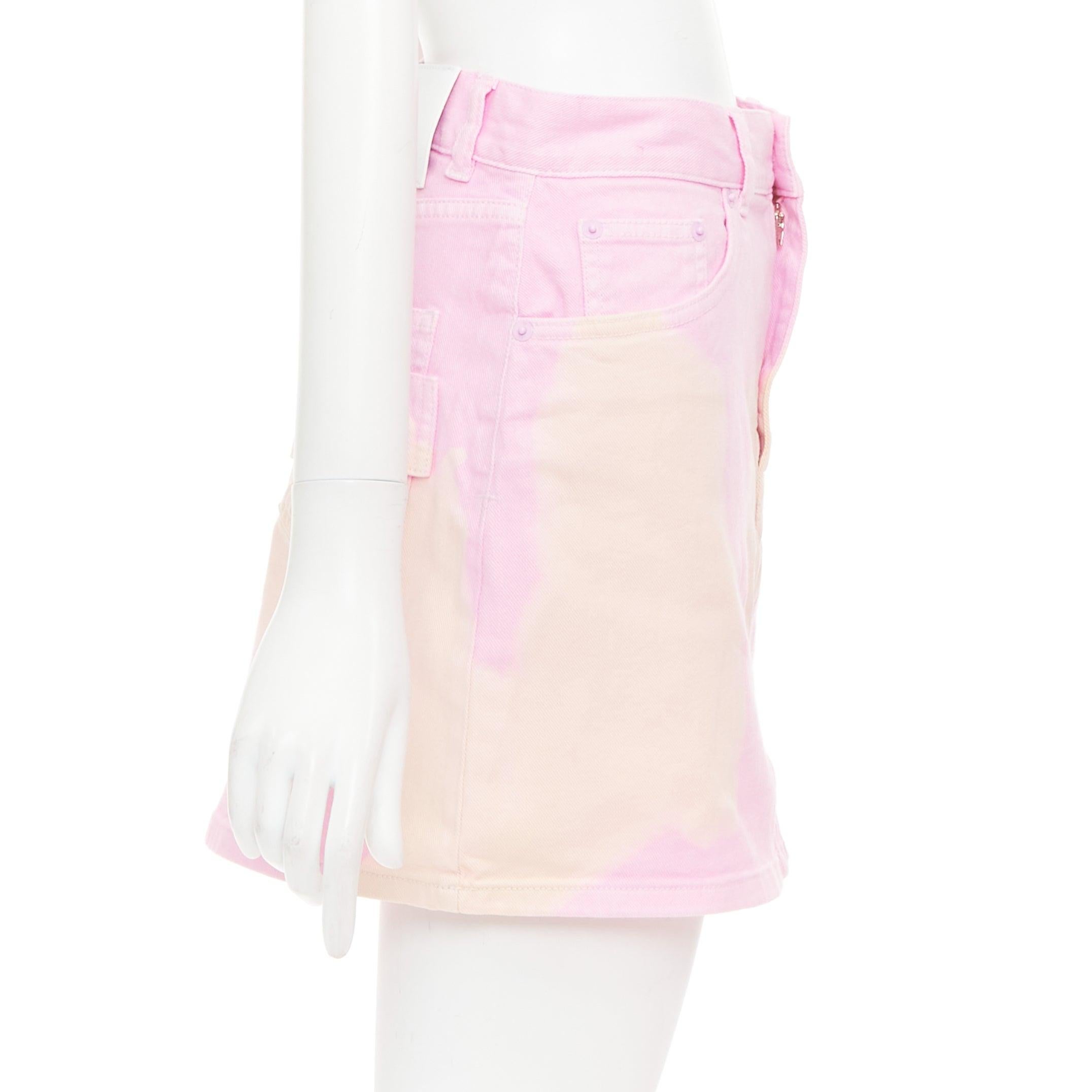 GIVENCHY Rosa Creme Bleiche Patchy Dye Baumwolle Denim kurzer Rock FR36 S im Zustand „Hervorragend“ im Angebot in Hong Kong, NT