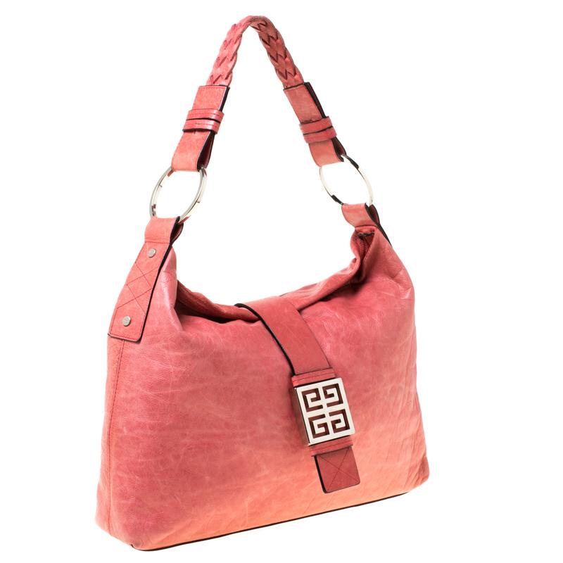 Givenchy Pink Leather Shoulder Bag In Good Condition In Dubai, Al Qouz 2