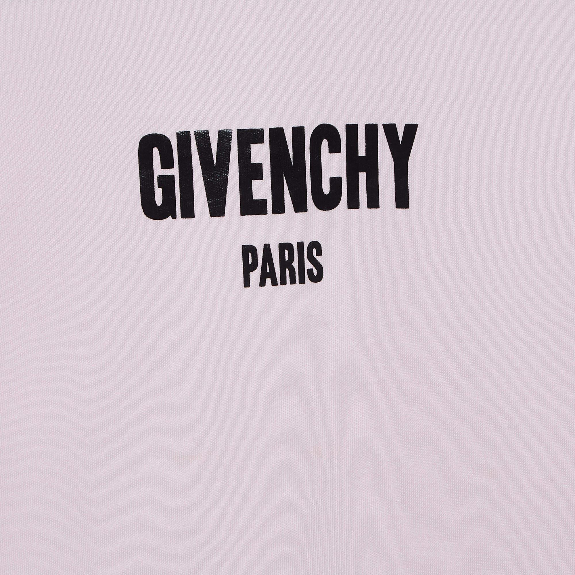 Gray Givenchy Pink Logo Print Jersey T-Shirt (8 Yrs) For Sale