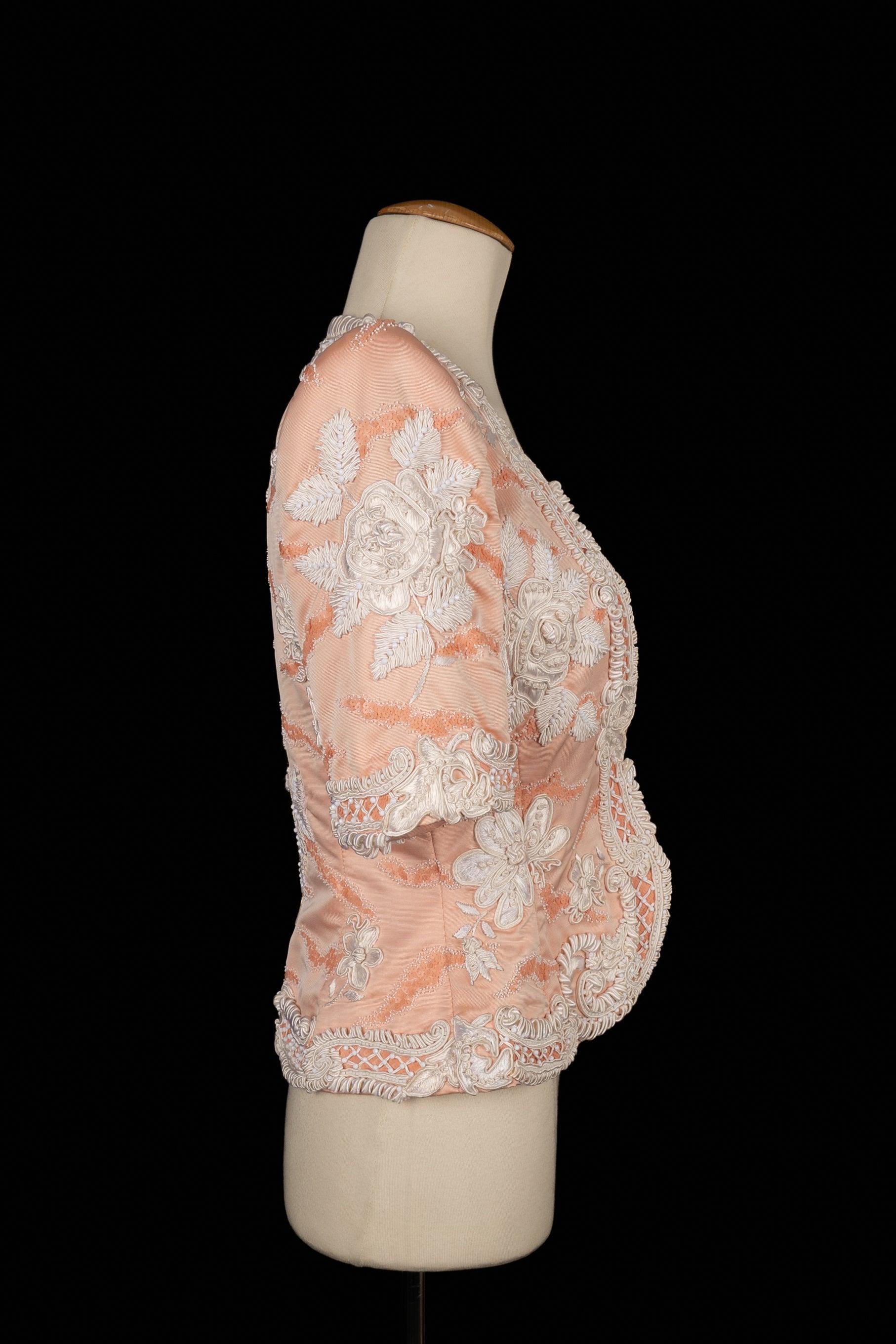 Givenchy Chaqueta rosa otomana de manga corta Alta Costura en Excelente Estado en SAINT-OUEN-SUR-SEINE, FR