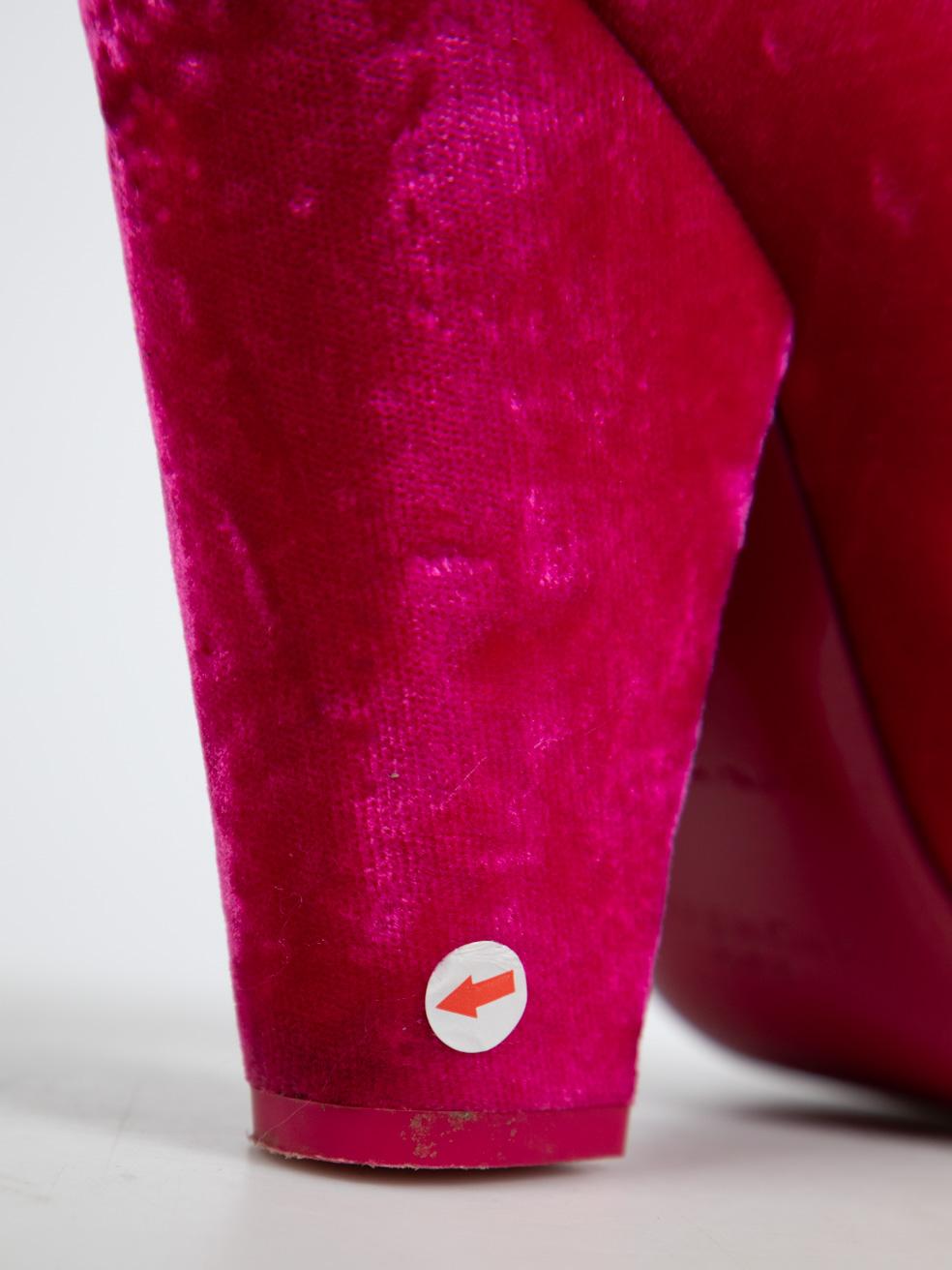 Givenchy Pink Velvet Almond Toe Mules Size IT 39 4
