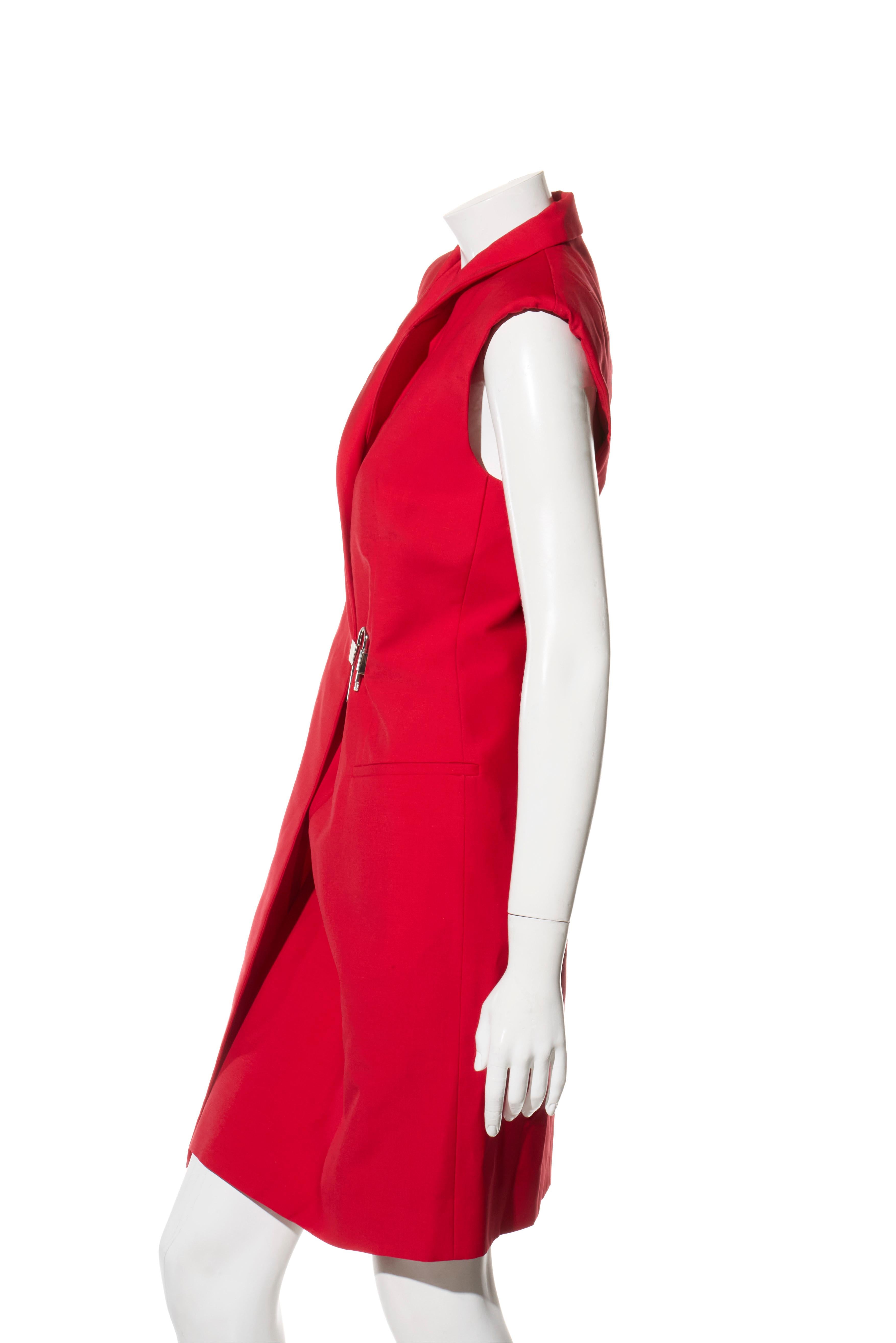 Robe portefeuille à cadenas en laine et mohair rouge Givenchy Pre-Fall 2018, IT 40 Excellent état - En vente à Woodland Hills, CA