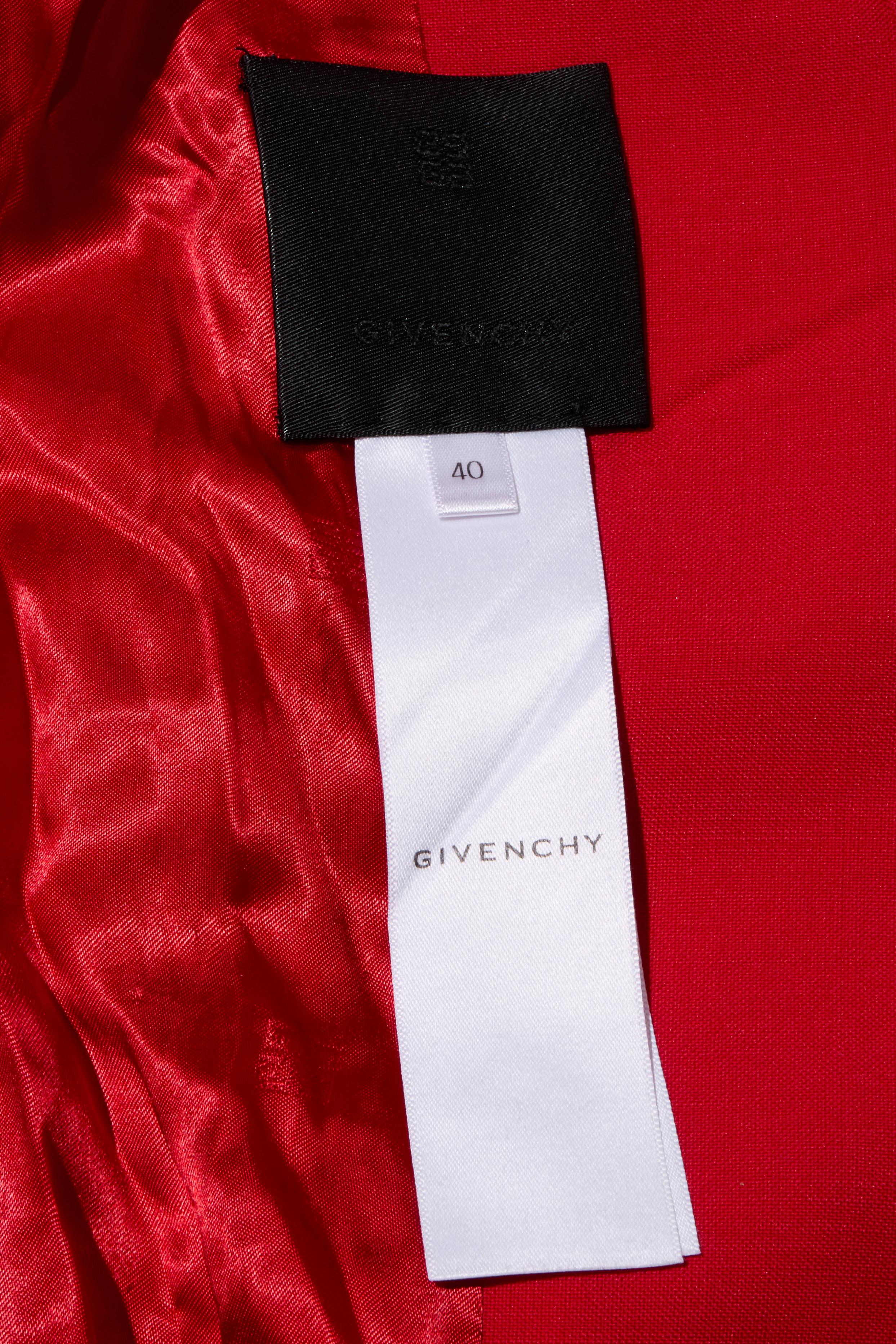 Robe portefeuille à cadenas en laine et mohair rouge Givenchy Pre-Fall 2018, IT 40 en vente 3