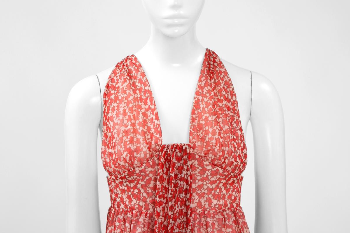Rose Givenchy - Robe longue plongeante imprimée en vente