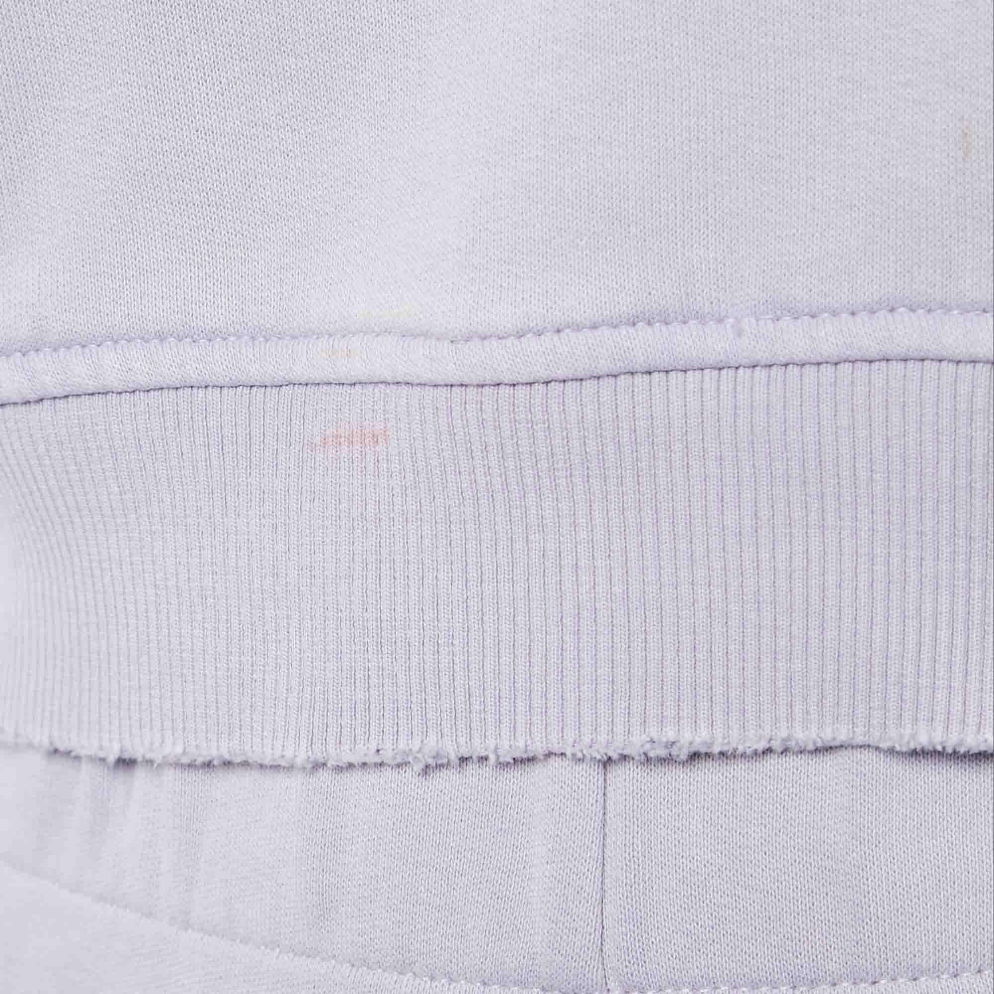 De las mujeres Conjunto de sudadera con capucha y pantalón de chándal Givenchy púrpura con logo de alambre de espino S en venta