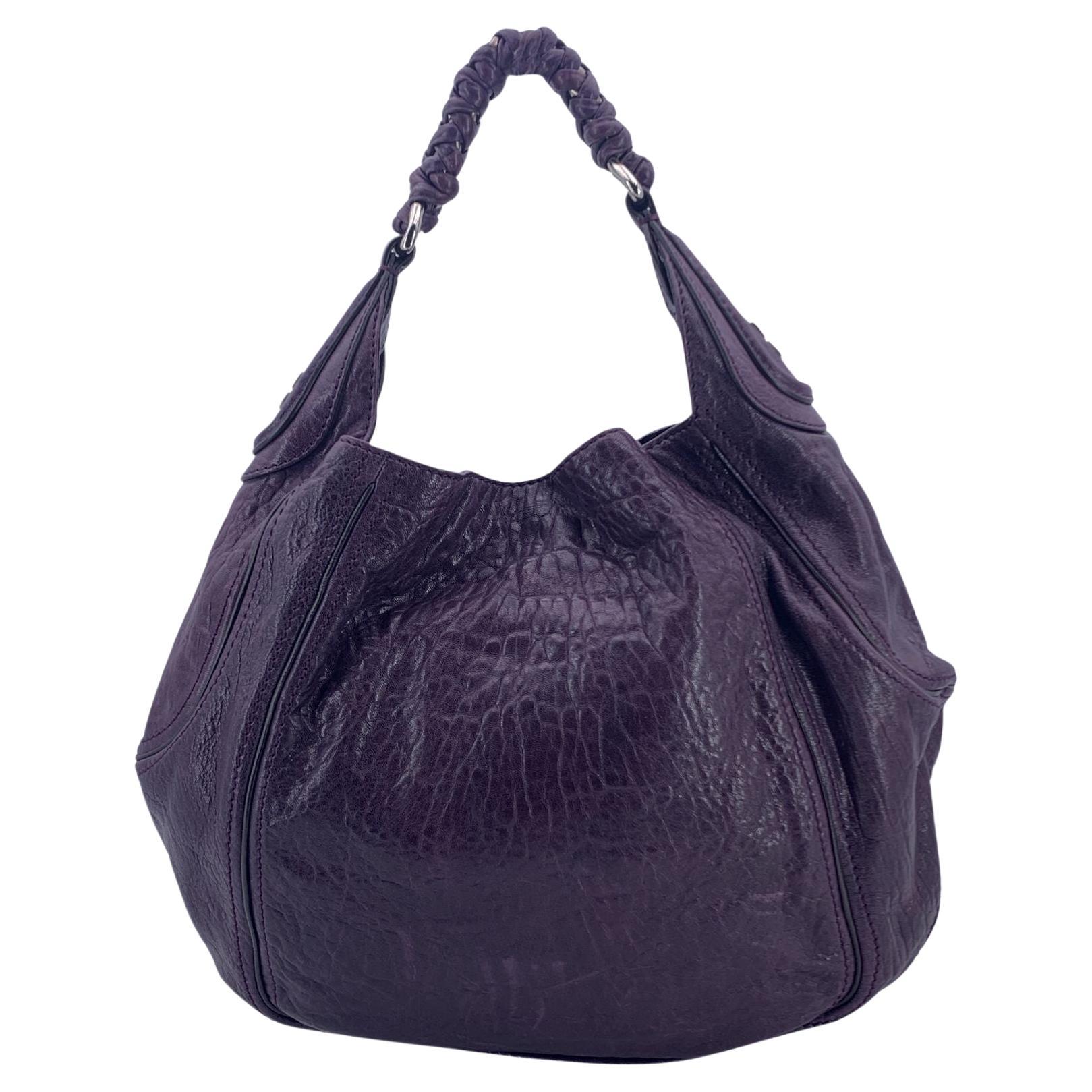 Givenchy Borsa a tracolla Hobo Tote in pelle viola invecchiata The Eclipse in vendita