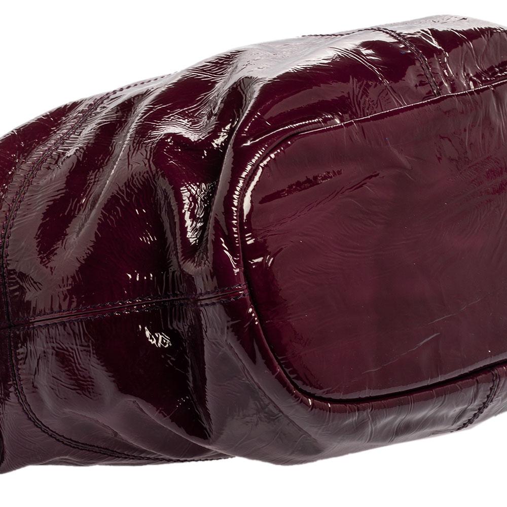 Givenchy Purple Patent Leather Small Nightingale Top Handle Bag In Fair Condition In Dubai, Al Qouz 2
