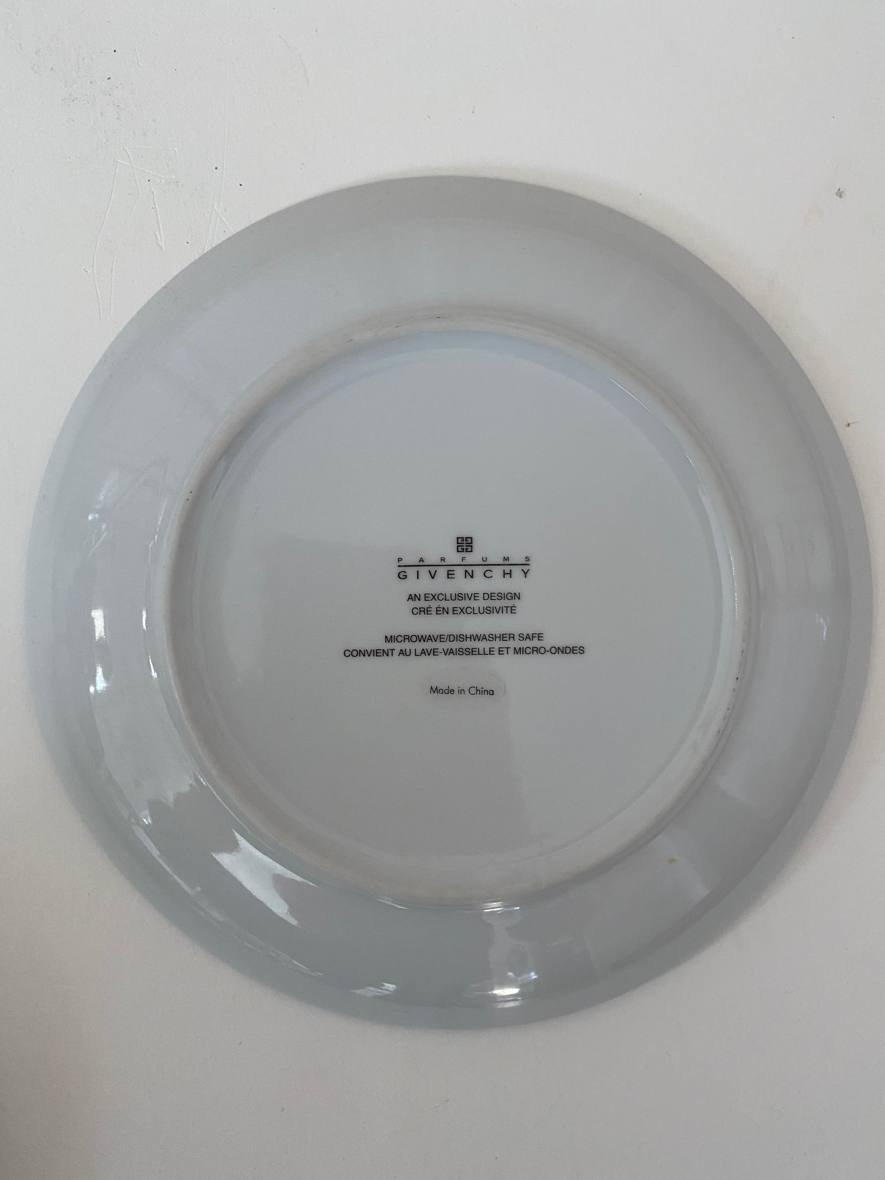 Givenchy Rare Flora Porcelain Dessert Plates, a Set of 4 In Excellent Condition For Sale In New York, NY