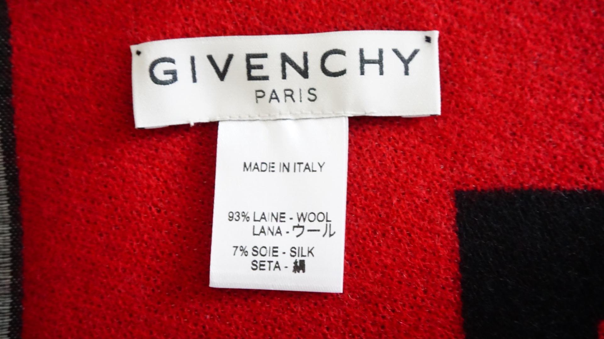 GIVENCHY Red & Black Monogram Logo Classic Swirl Wool Blend Double Scarf BNWT In New Condition For Sale In Wokingham, England