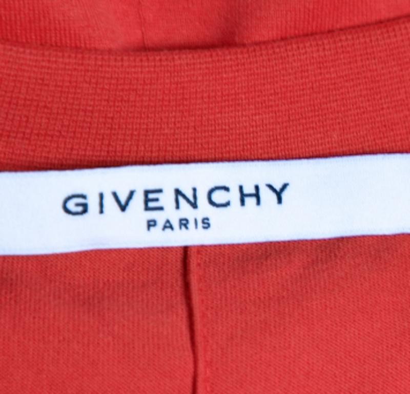 Givenchy Red Cotton Star Appliqued Short Sleeve T-Shirt S Pour femmes en vente