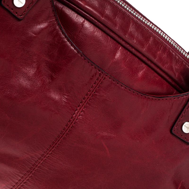 Givenchy Red Leather Drawstring Shoulder Bag For Sale 3