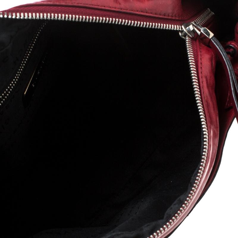 Givenchy Red Leather Drawstring Shoulder Bag For Sale 2