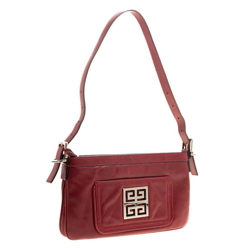 Givenchy Red Leather Logo Shoulder bag In Good Condition In Dubai, Al Qouz 2