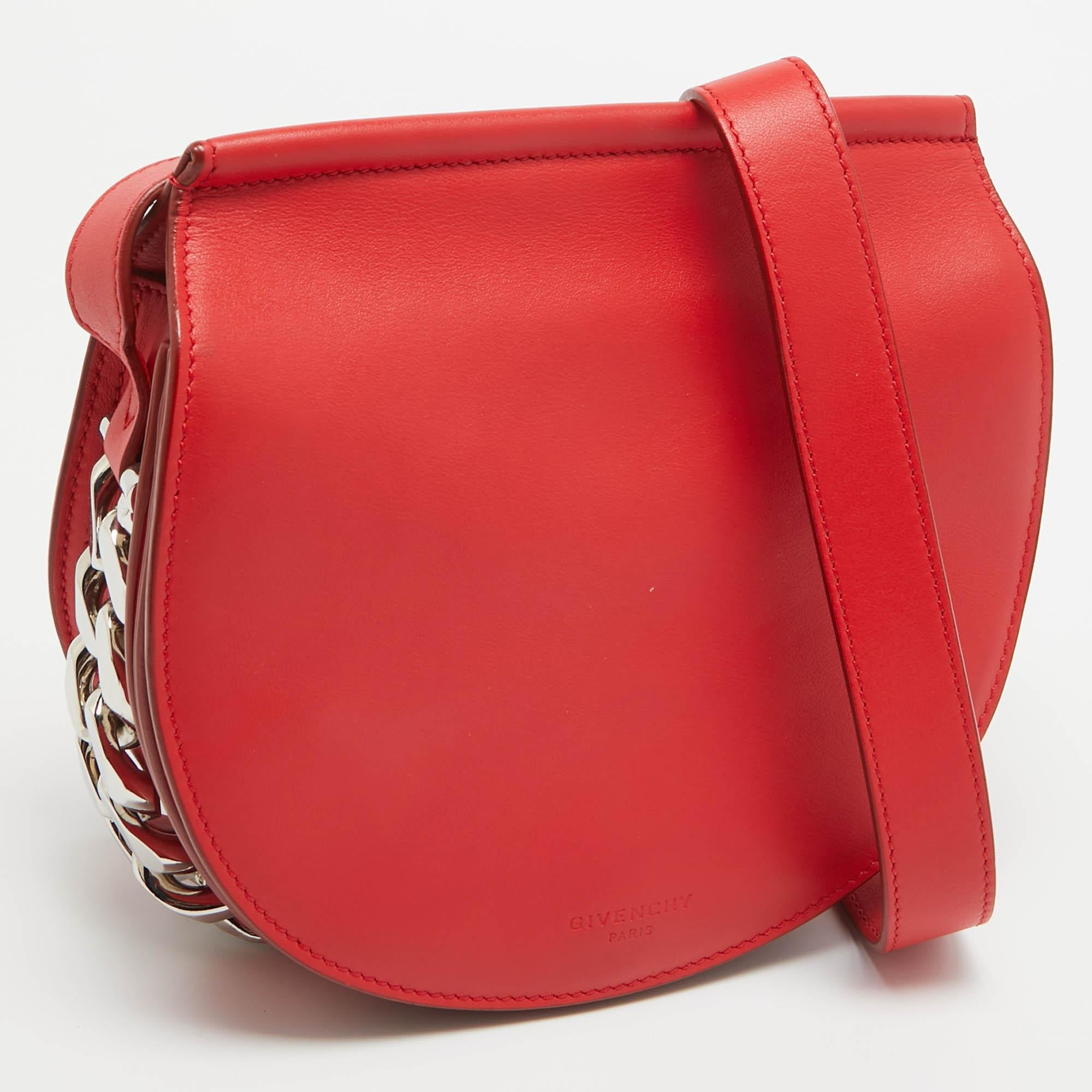 Givenchy Red Leather Mini Infinity Crossbody Bag In Fair Condition In Dubai, Al Qouz 2