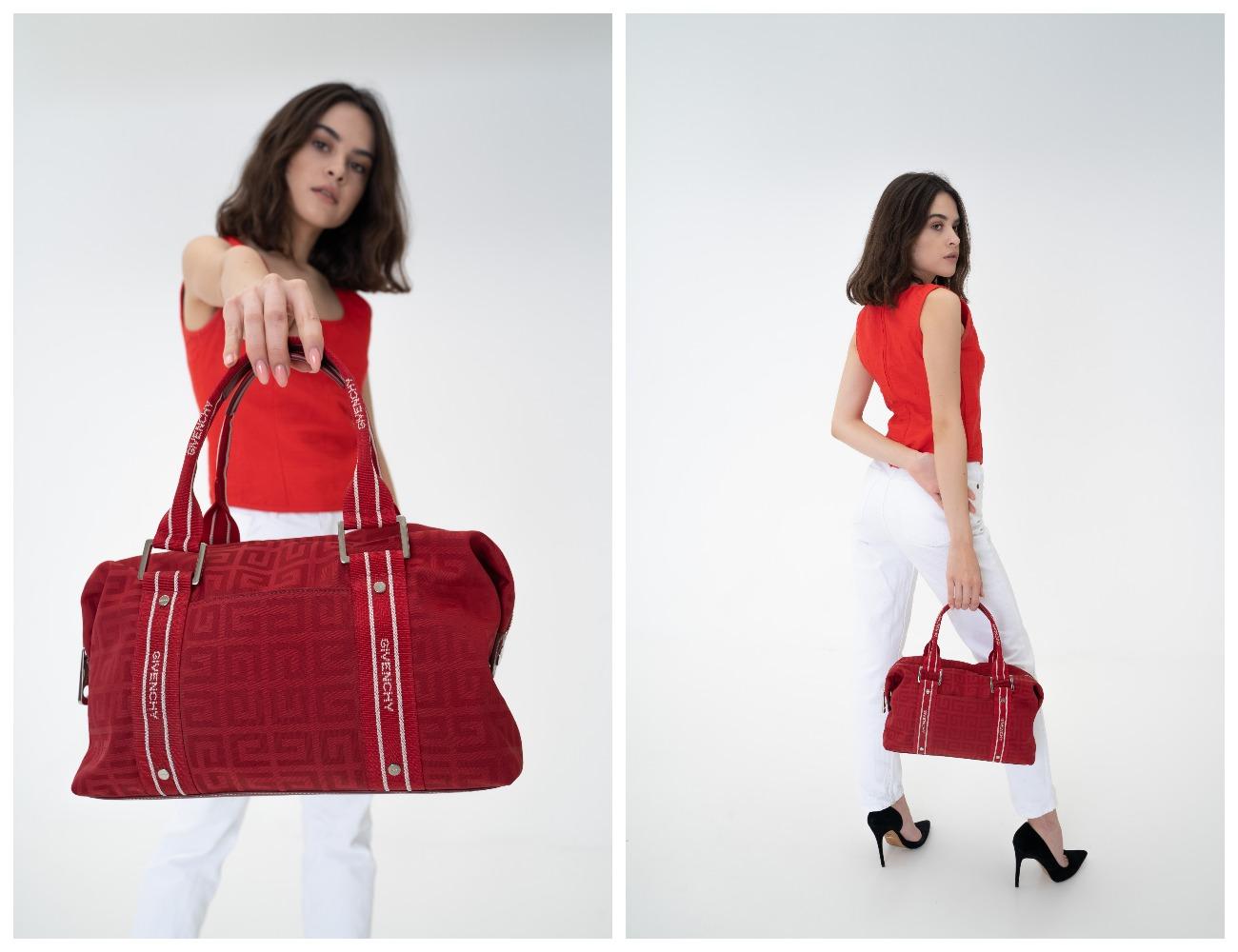 RED Monogrammierte Canvas-Logo-Handtasche von Givenchy im Angebot 7