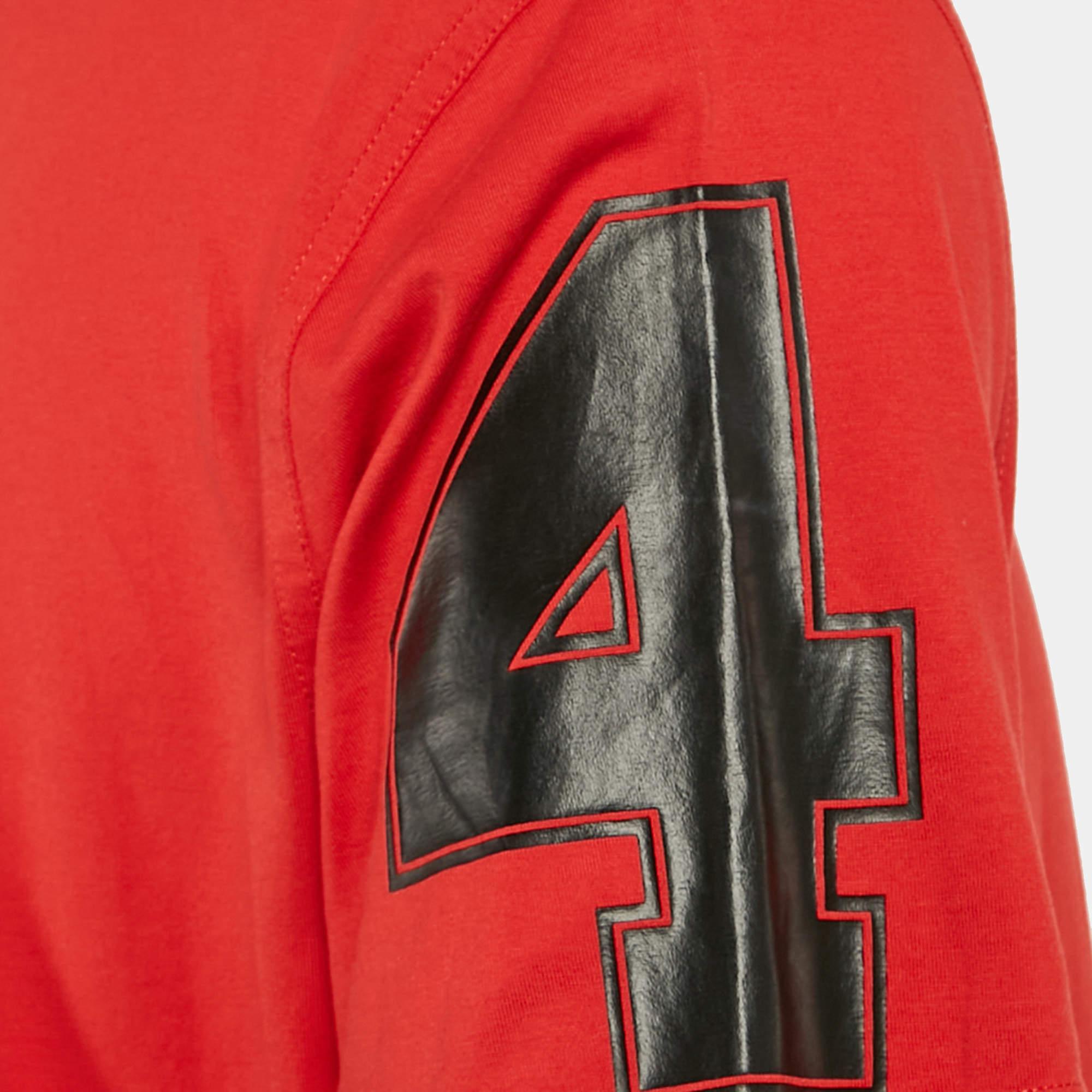 Givenchy Red Printed Cotton Star Applique T-Shirt XXL In Good Condition In Dubai, Al Qouz 2