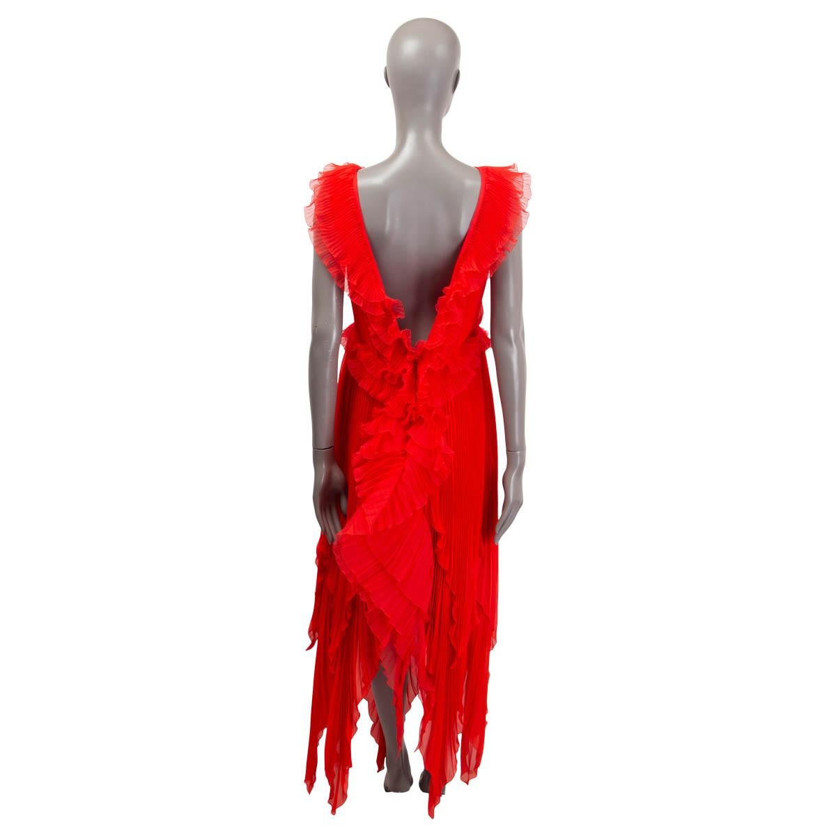 GIVENCHY rotes Seidenkleid 2018 RUFFLE TRIM PLEATED EVENING Kleid 42 M (Rot) im Angebot