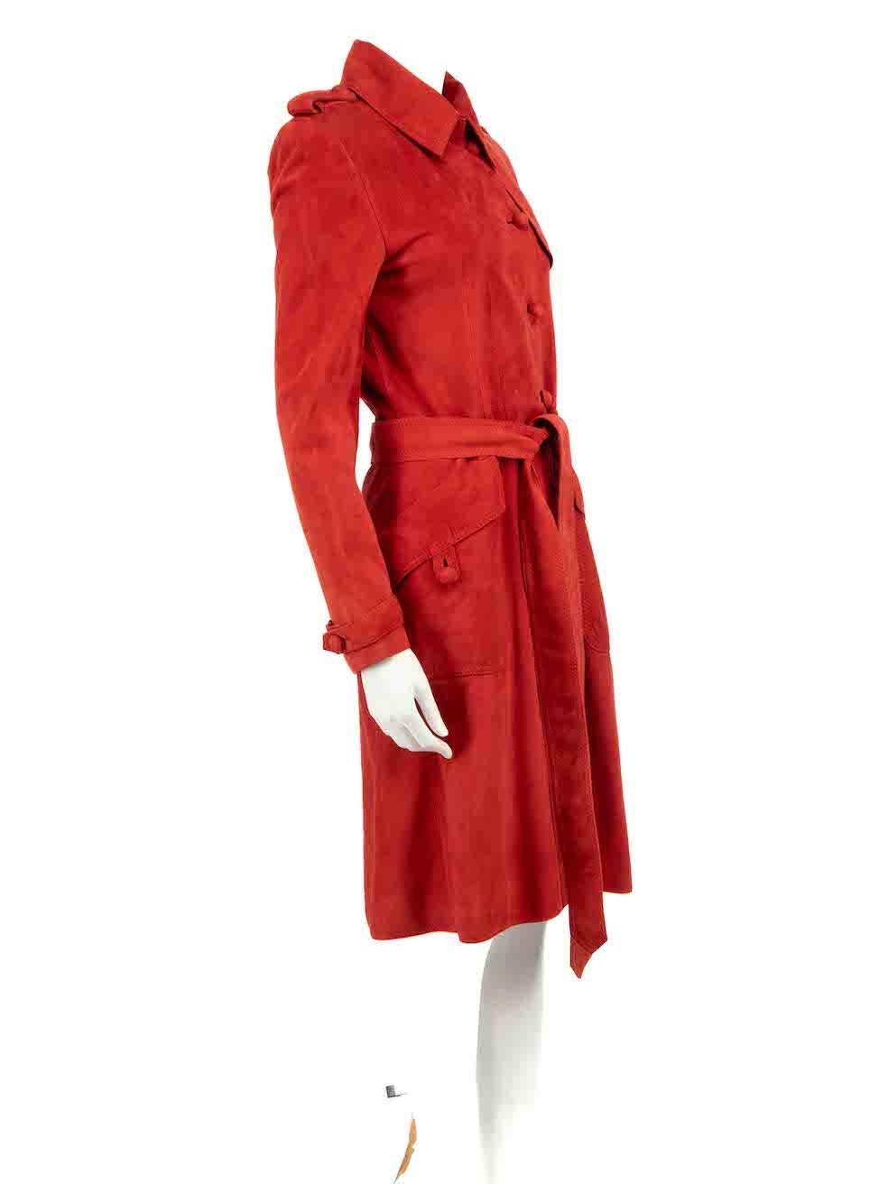 CONDITION is Good. Minor wear to coat is evident. Light wear to the exterior with some very mild abrasion to the pile seen throughout, particularly at the cuffs on this used Givenchy designer resale item.
 
Details
Red
Suede
Long coat
Belted
Double