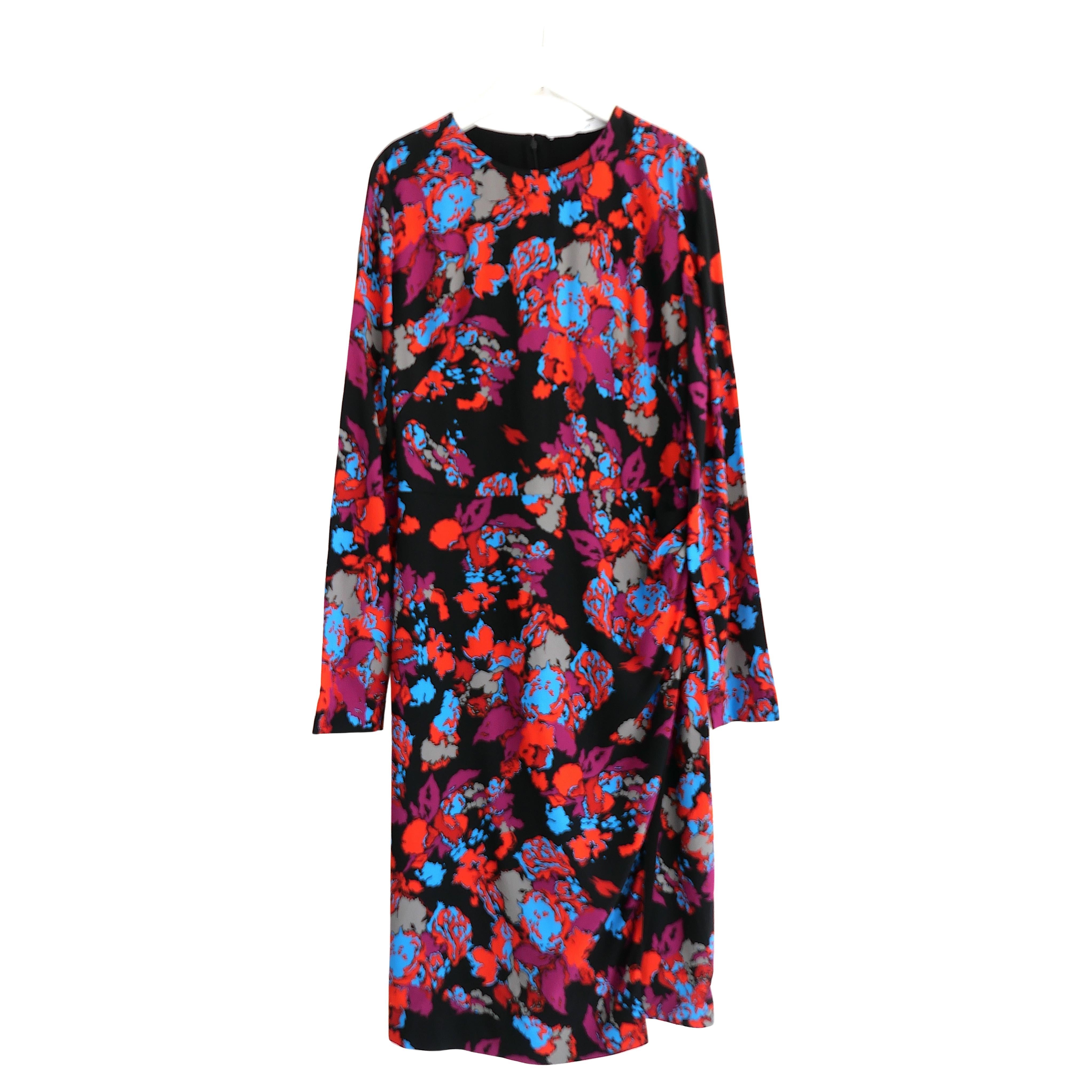 Givenchy Resort 2019 Stylised Floral Dress For Sale