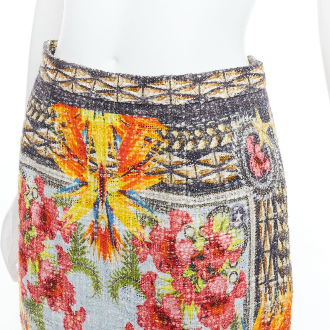 GIVENCHY Riccardo Tisci 2012 Birds of Paradise boucle tweed pencil skirt FR38 M
Reference: MECG/A00092
Brand: Givenchy
Designer: Riccardo Tisci
Collection: Cruise 2012 Birds of Paradise - Runway
Material: Cotton
Color: Multicolour
Pattern: Animal